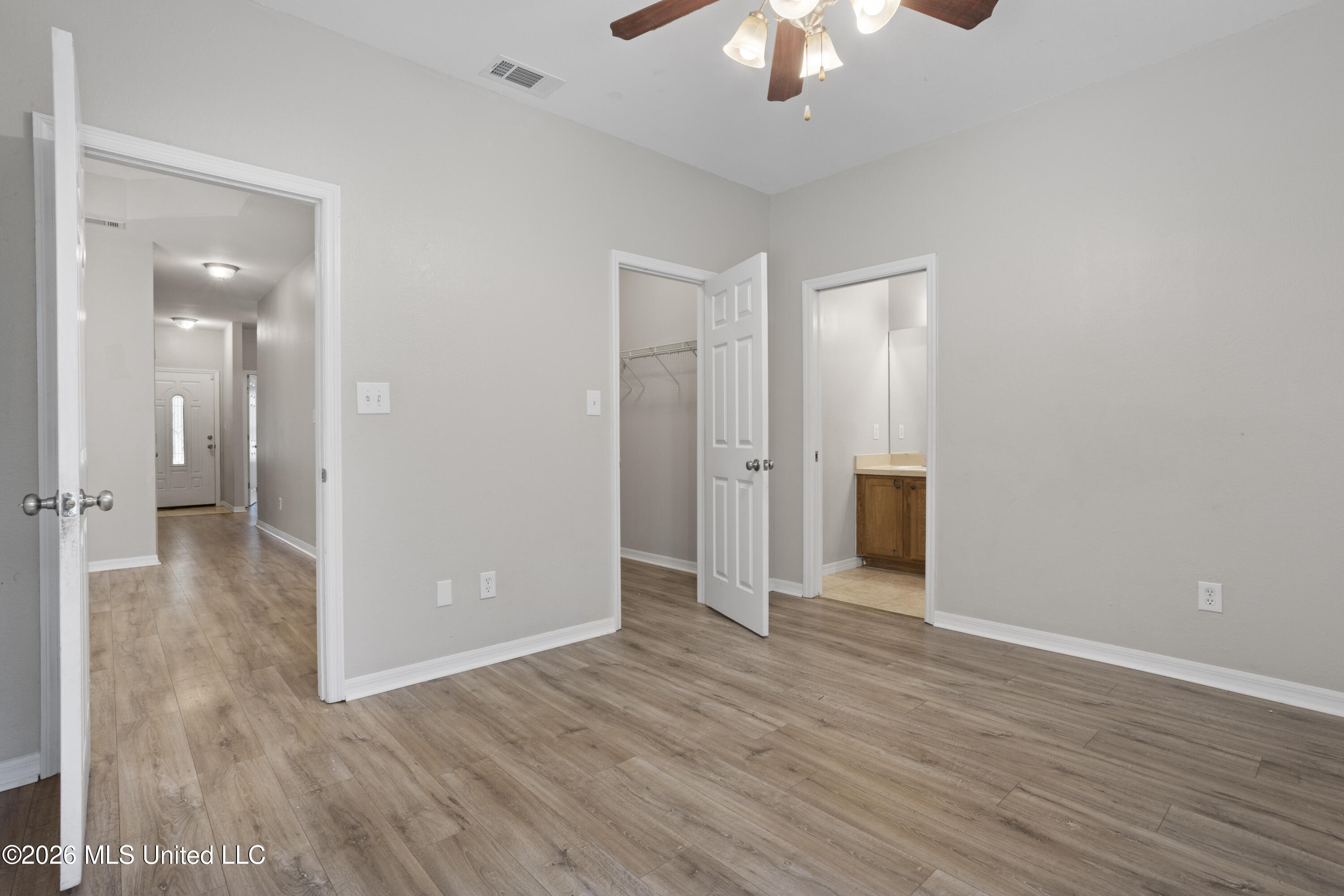 6061 W Madison Street Property Photo 15