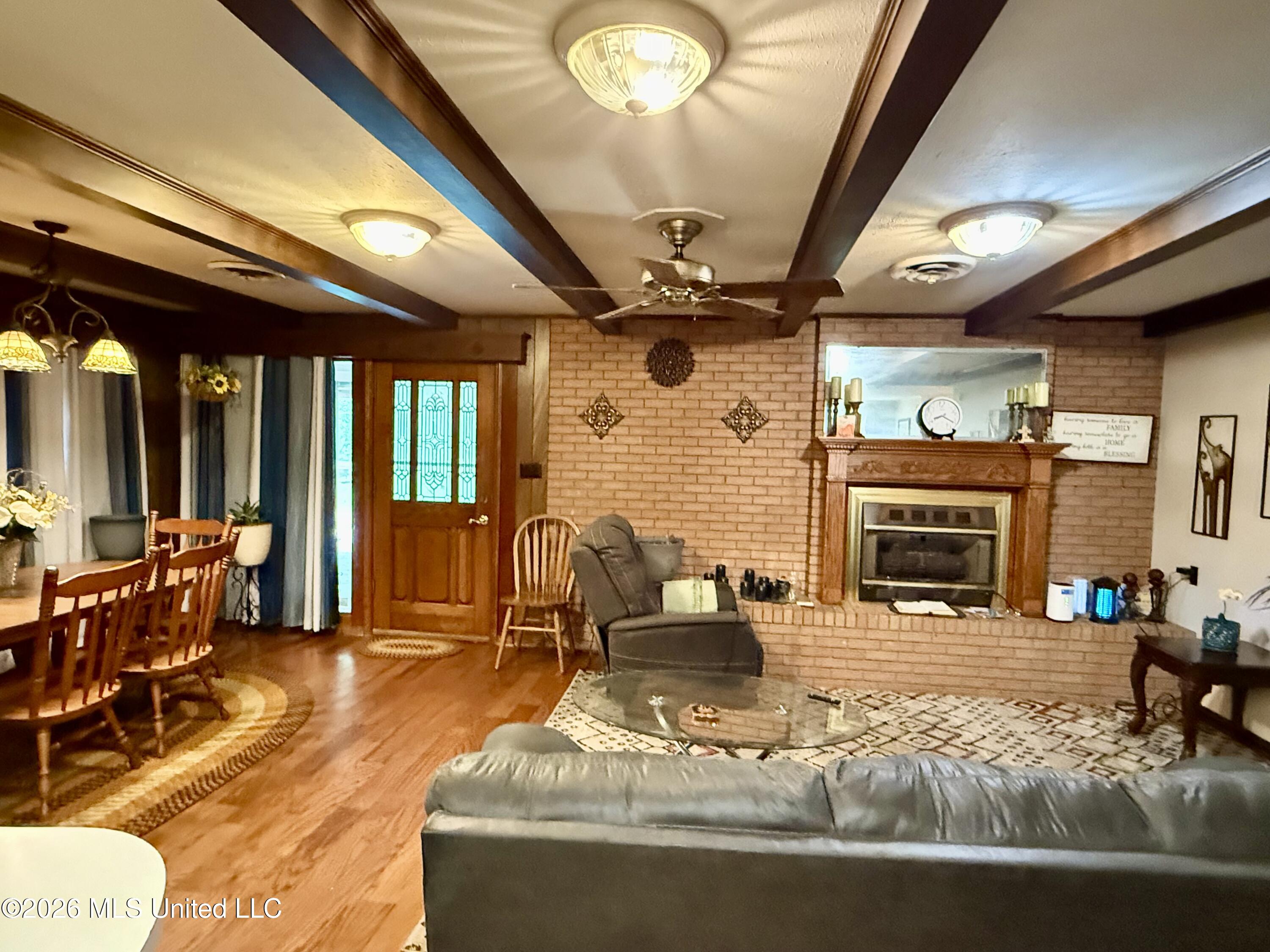 123 Devalda Drive Property Photo 10