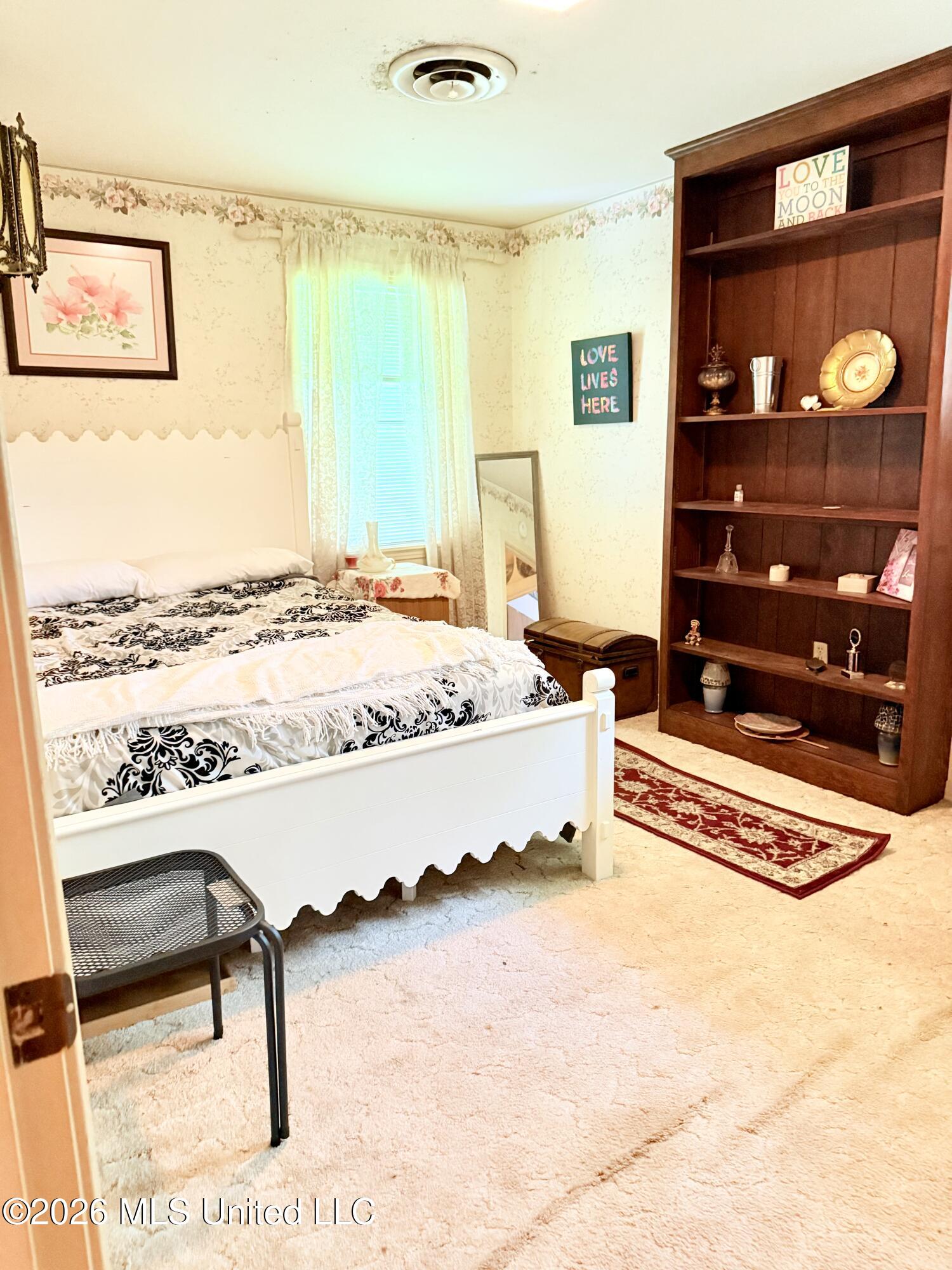 123 Devalda Drive Property Photo 14