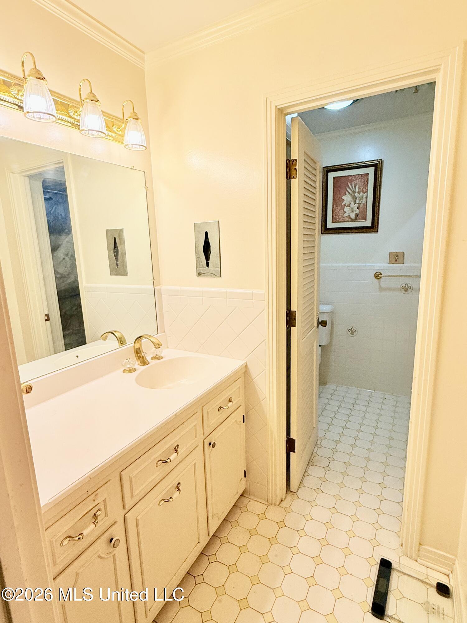 123 Devalda Drive Property Photo 15