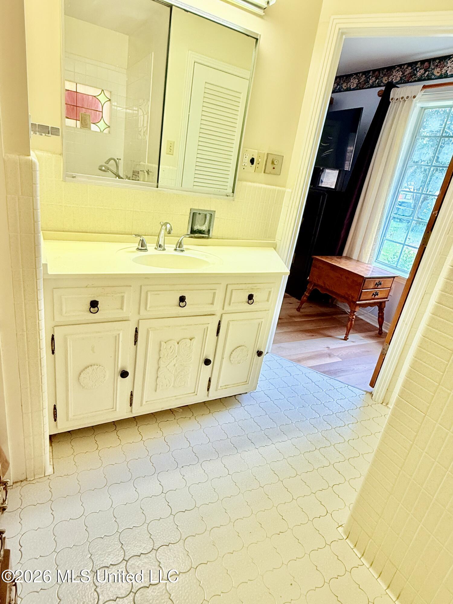 123 Devalda Drive Property Photo 21