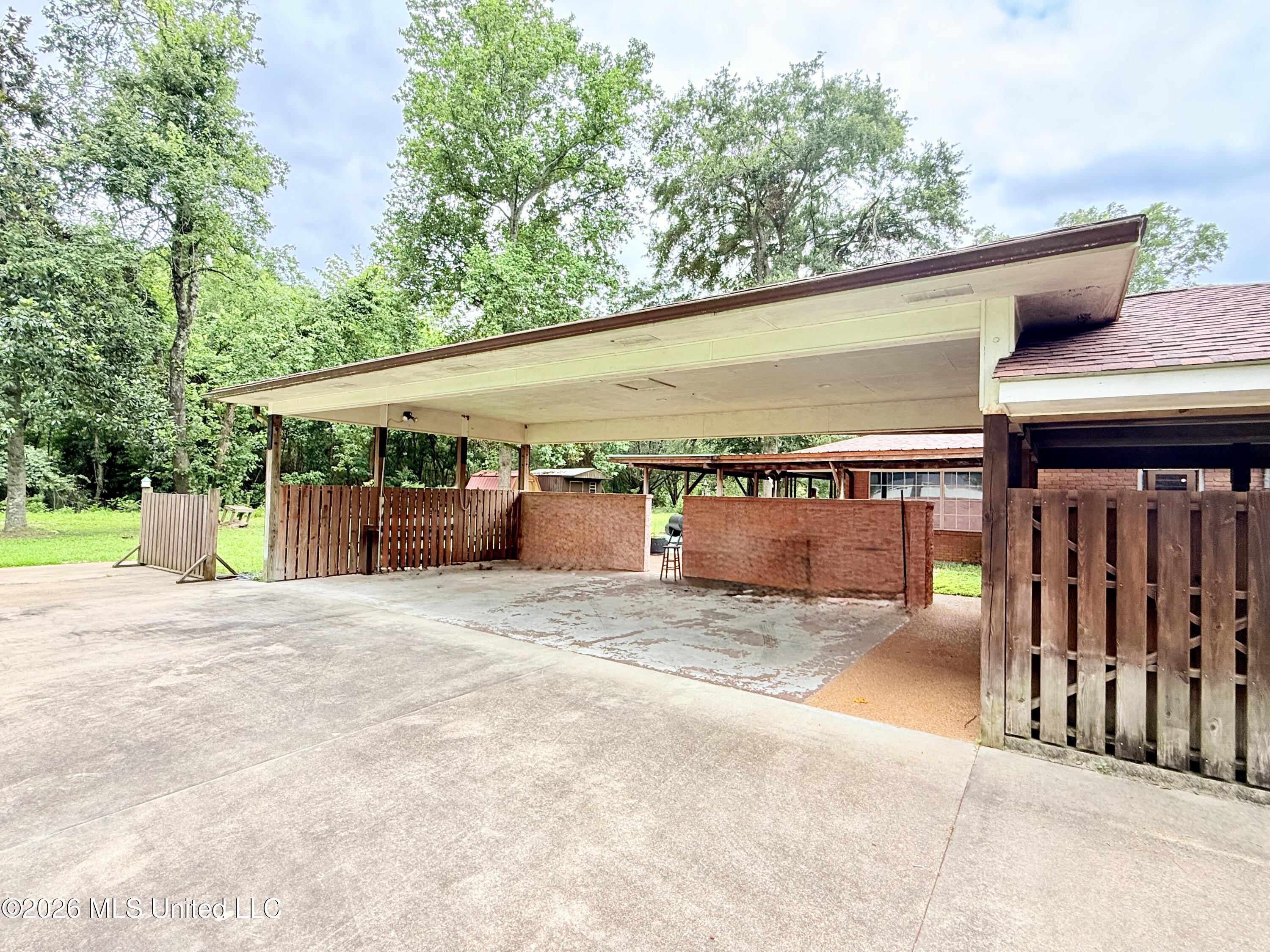 123 Devalda Drive Property Photo 28