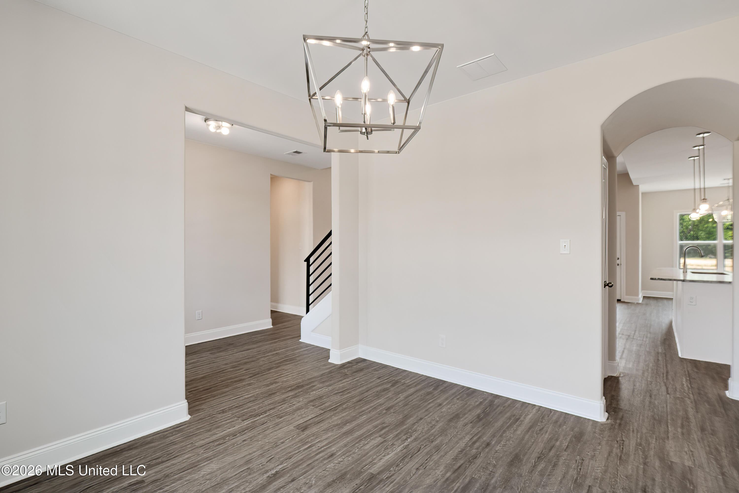 365 Centerline Roper Loop Property Photo 5