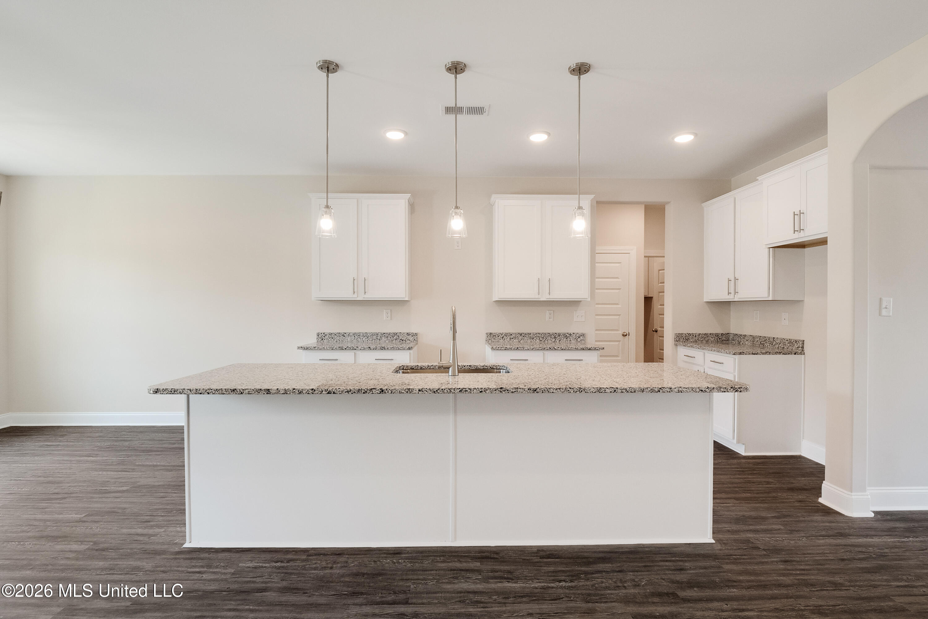 365 Centerline Roper Loop Property Photo 10