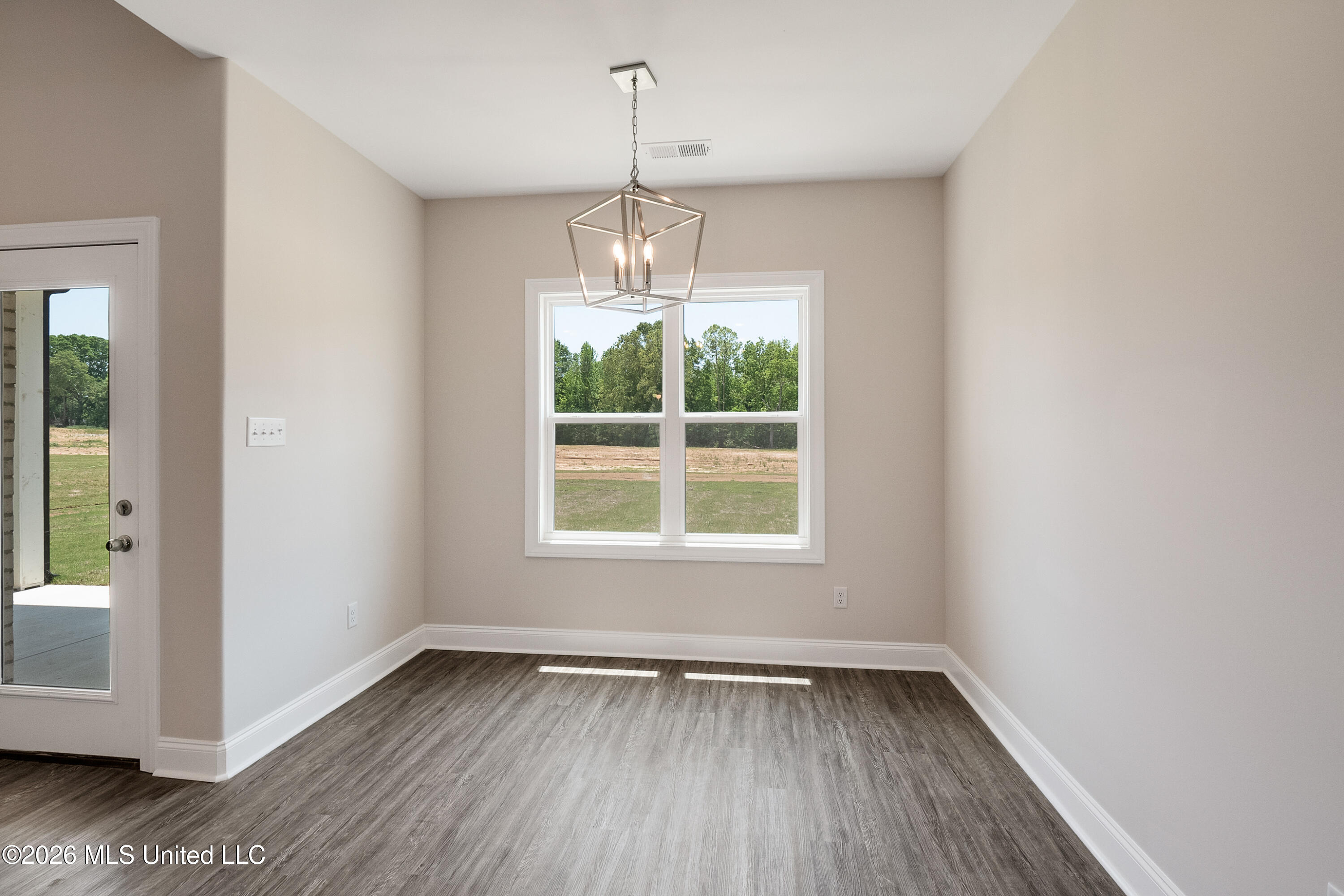 365 Centerline Roper Loop Property Photo 14