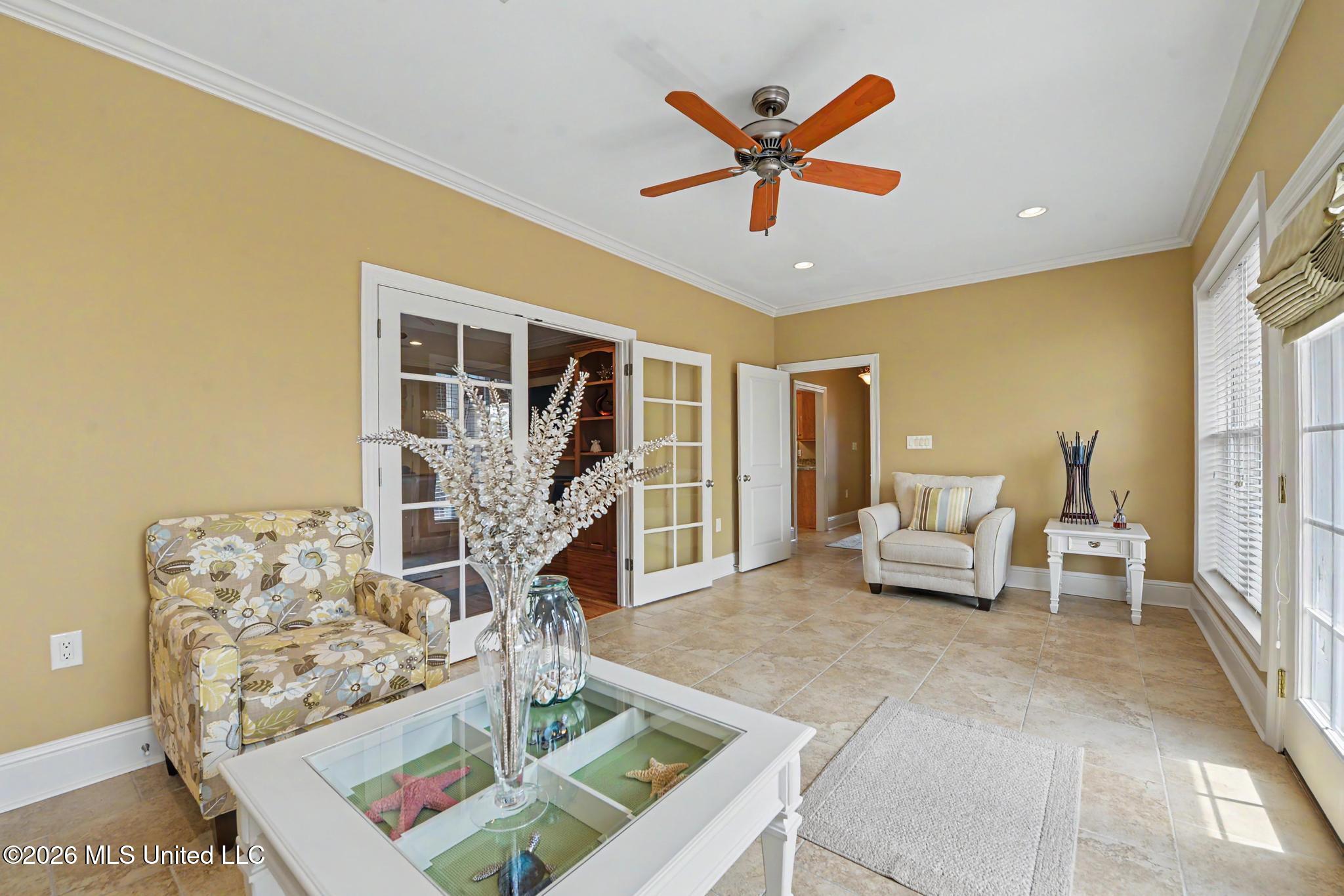5140 Lower Bay Road Property Photo 12