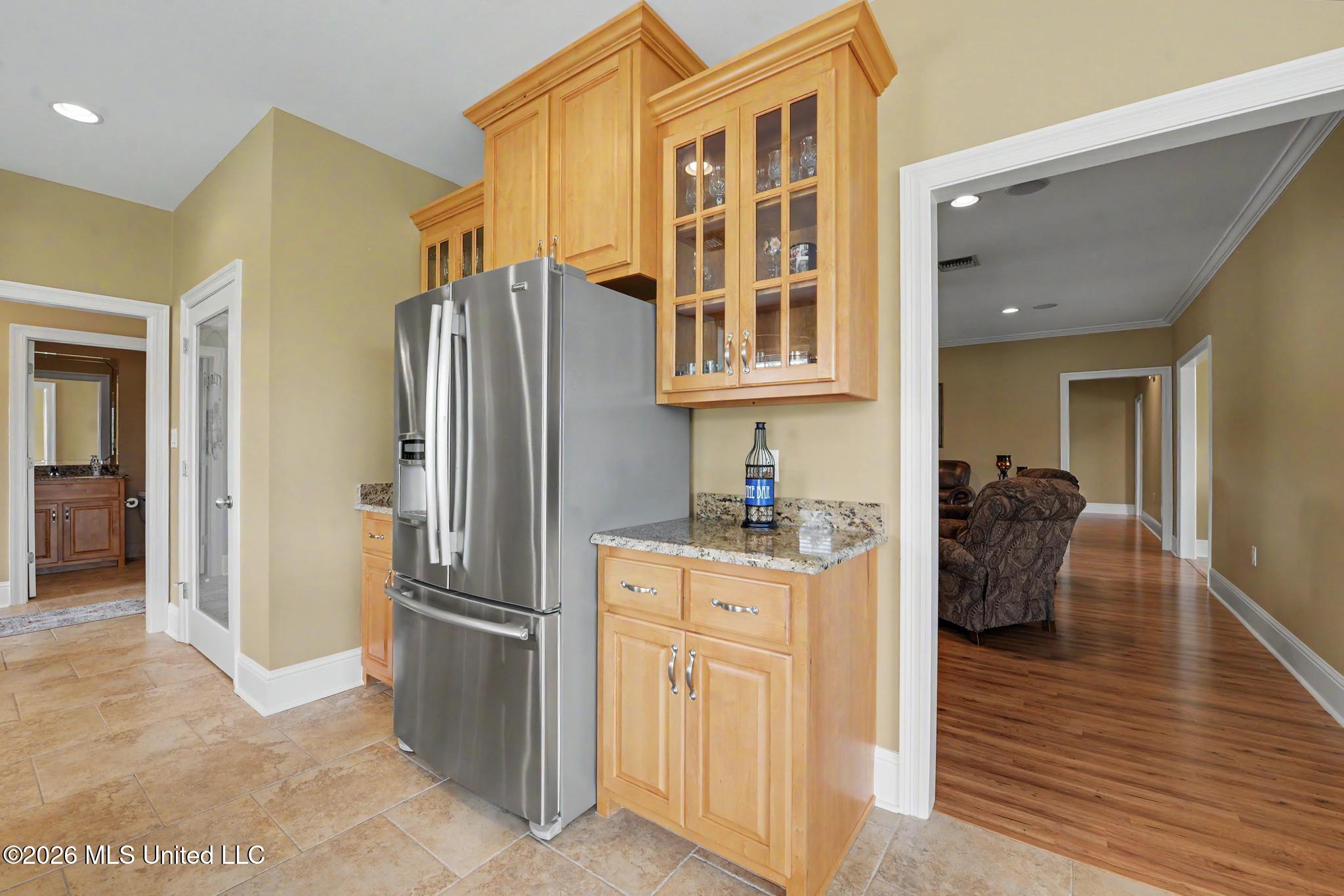 5140 Lower Bay Road Property Photo 16