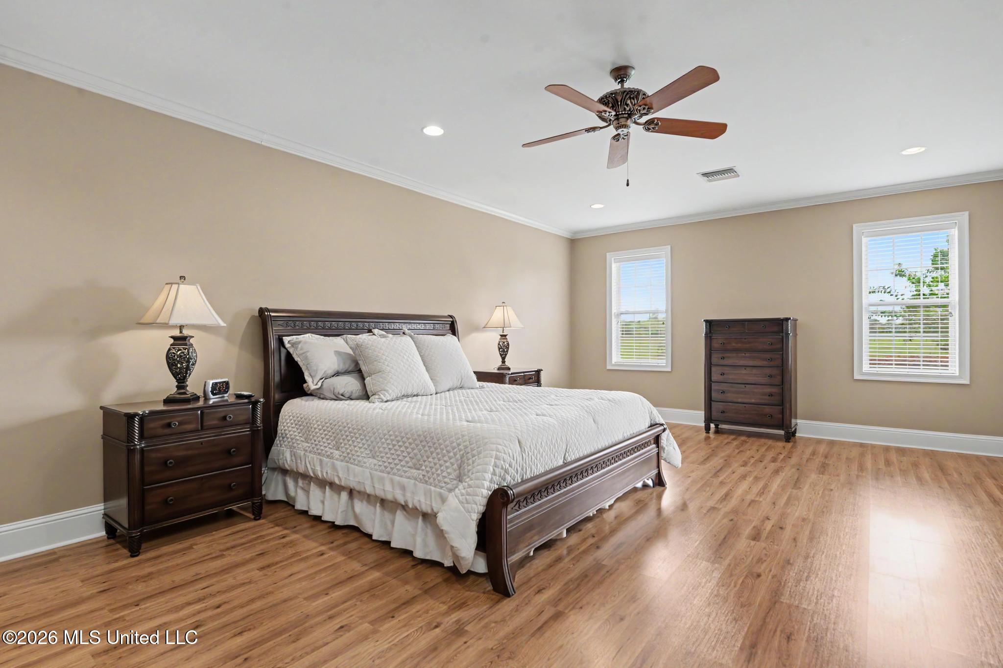 5140 Lower Bay Road Property Photo 20