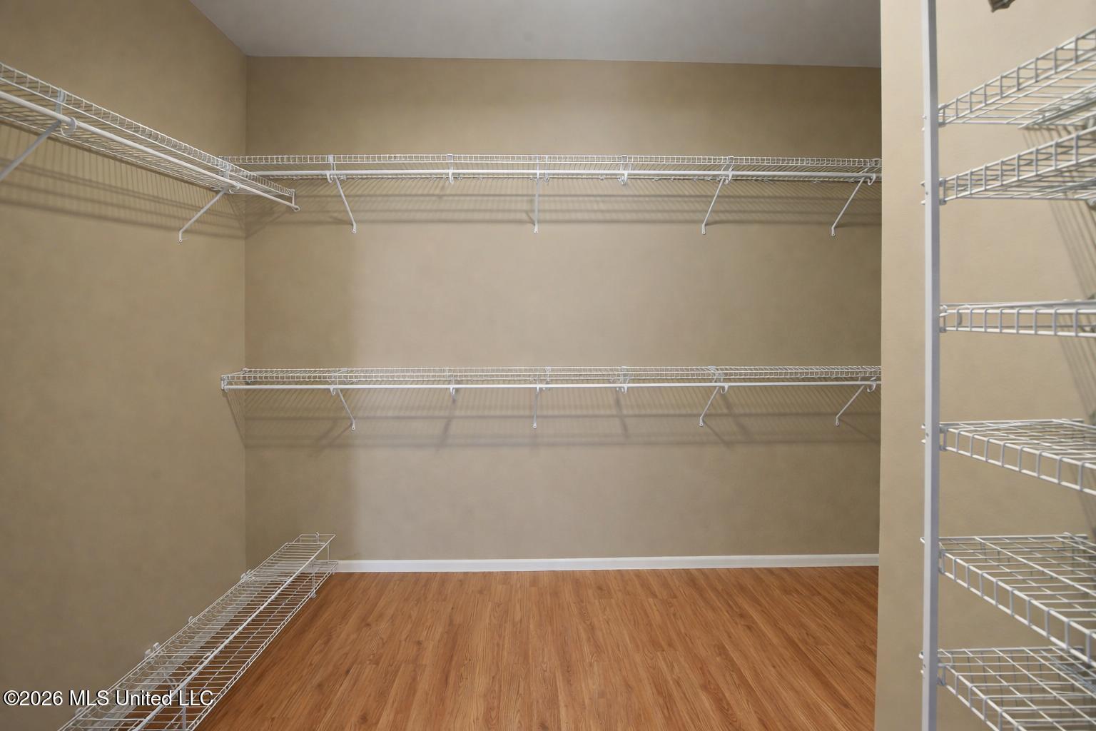 5140 Lower Bay Road Property Photo 22