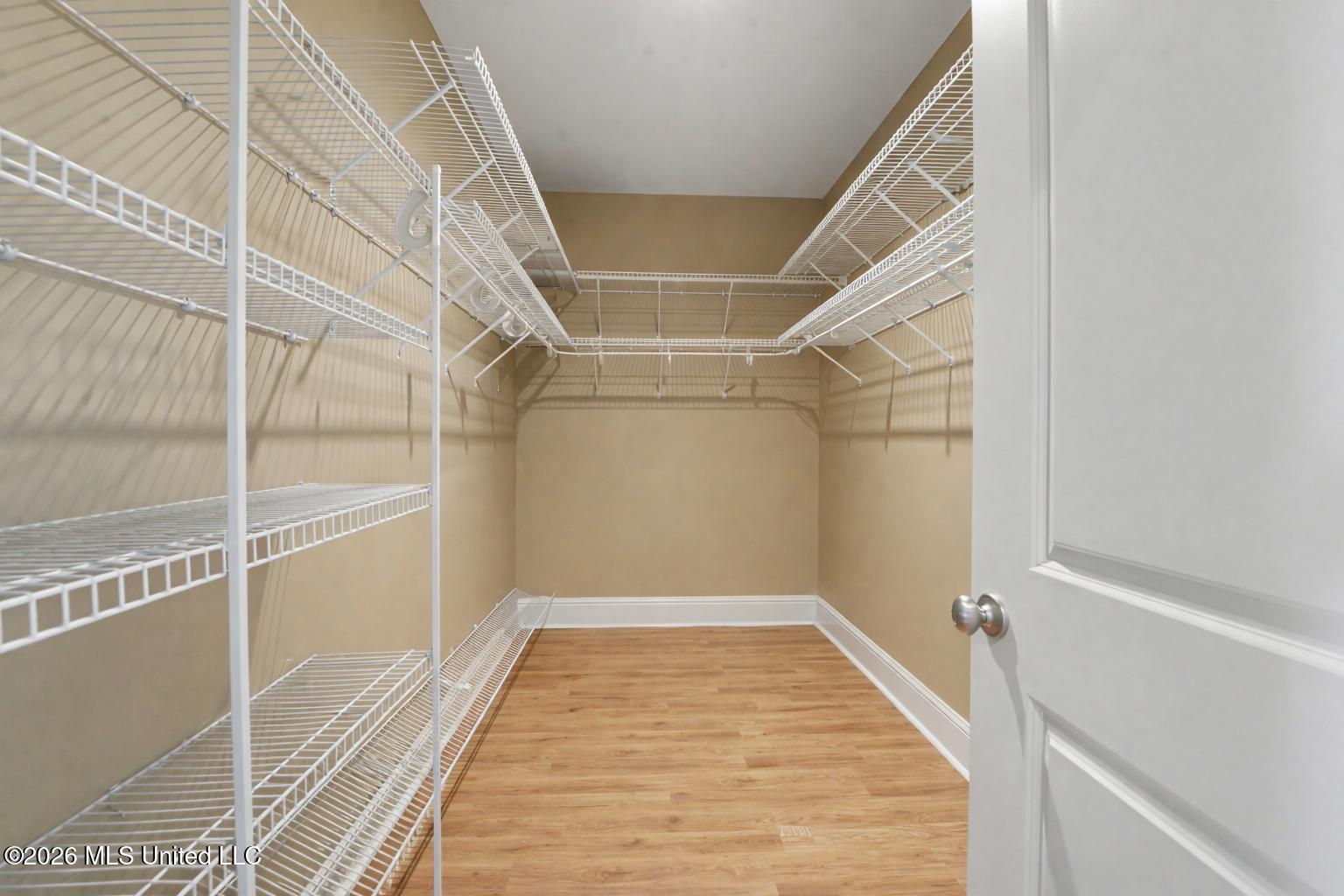 5140 Lower Bay Road Property Photo 23