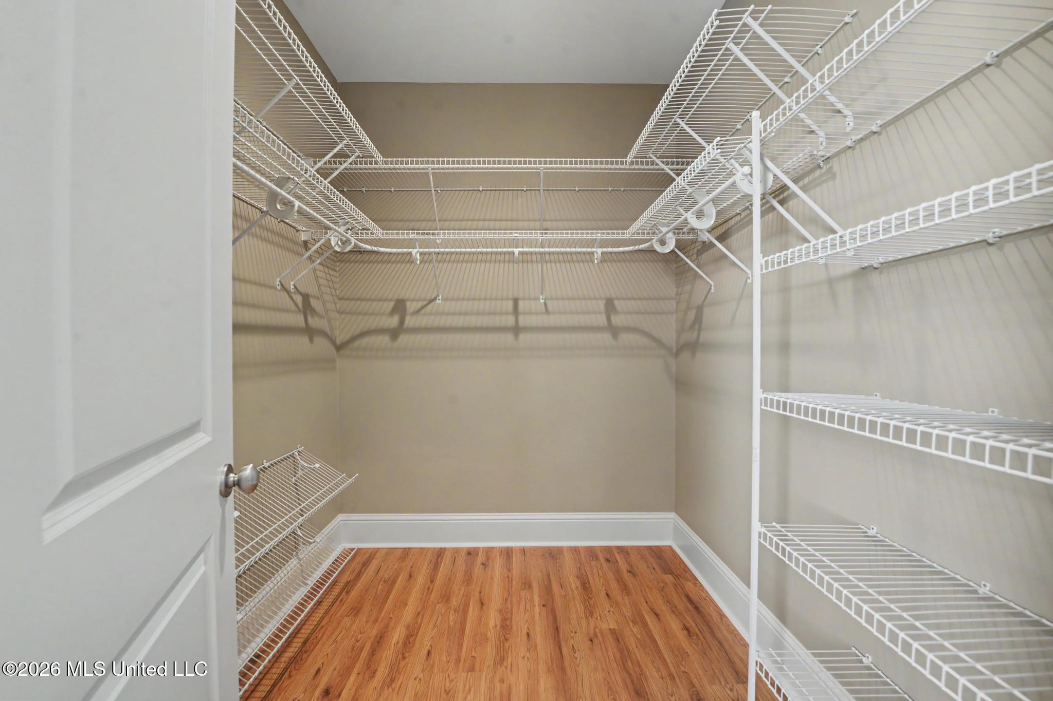 5140 Lower Bay Road Property Photo 30
