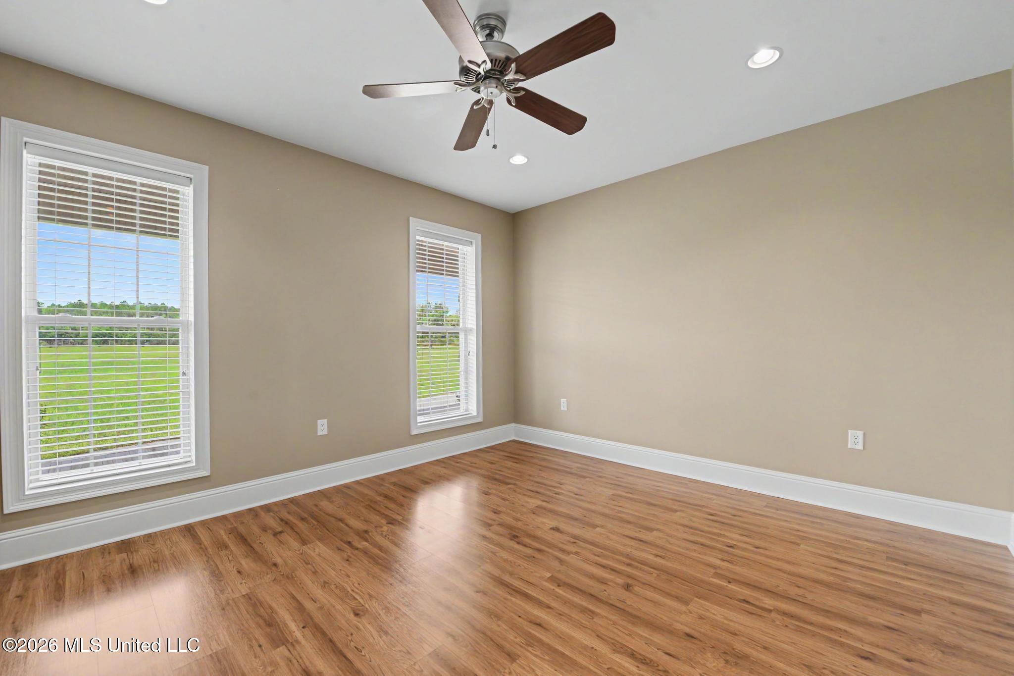 5140 Lower Bay Road Property Photo 32