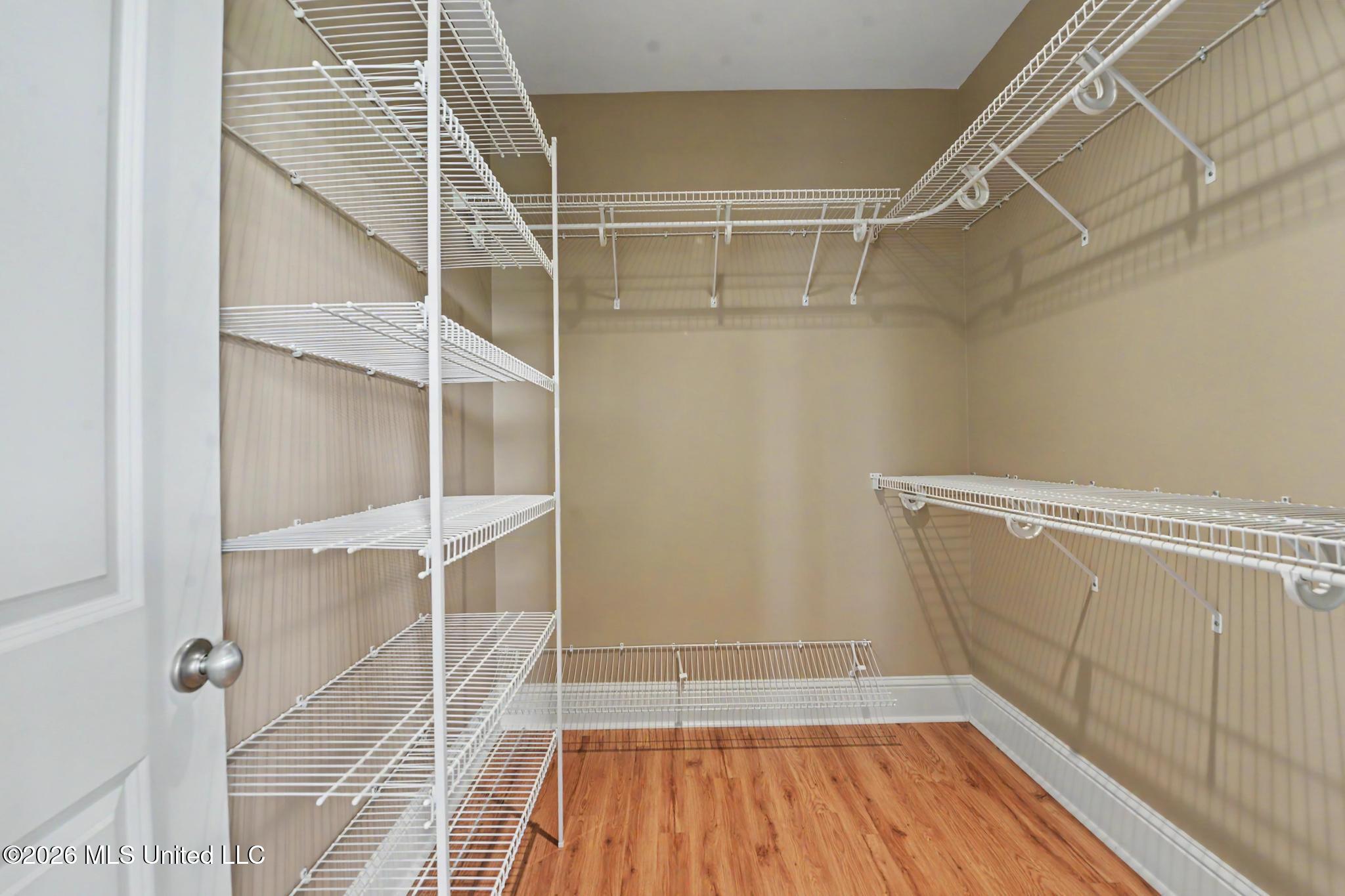 5140 Lower Bay Road Property Photo 34