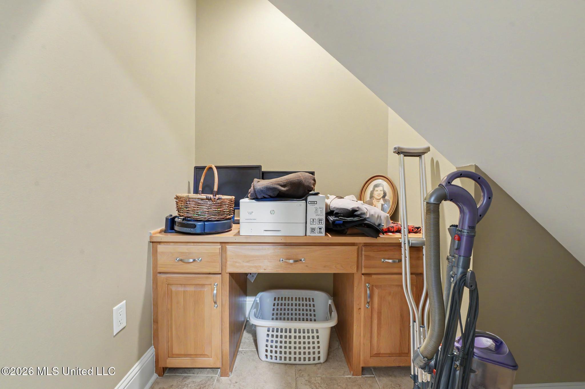 5140 Lower Bay Road Property Photo 39