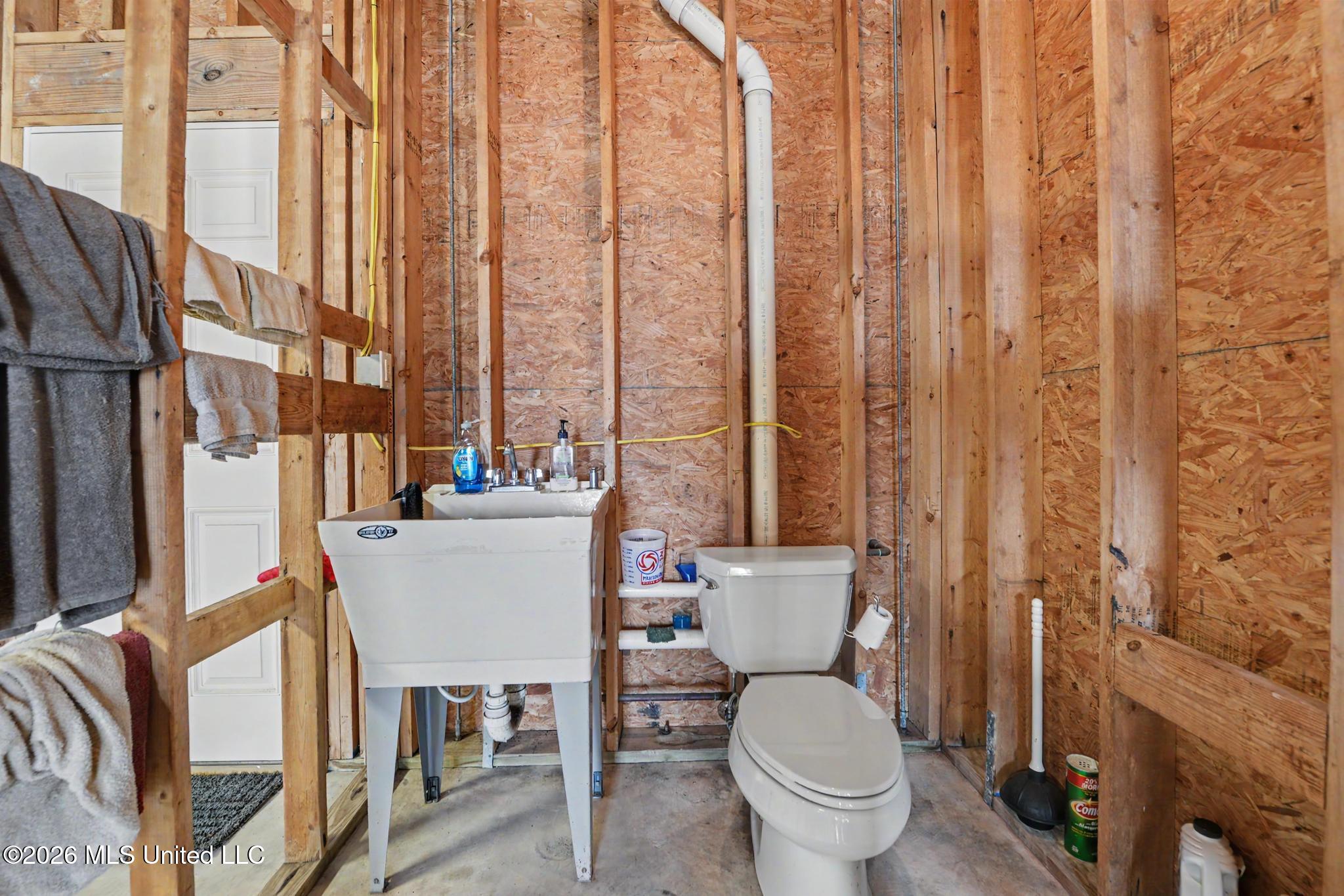 5140 Lower Bay Road Property Photo 43