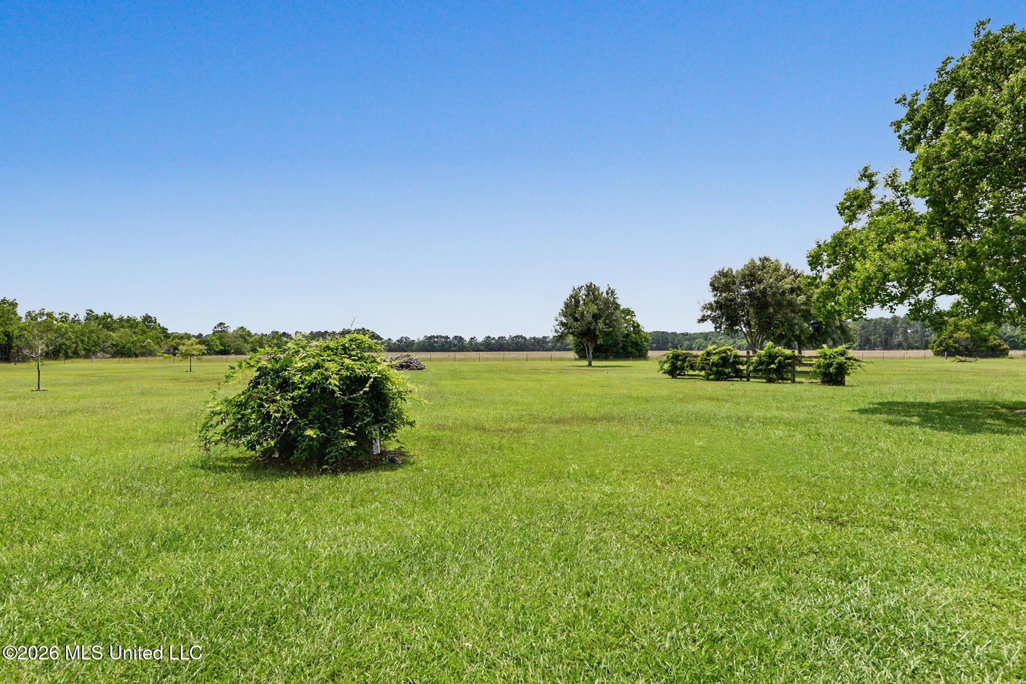 5140 Lower Bay Road Property Photo 45