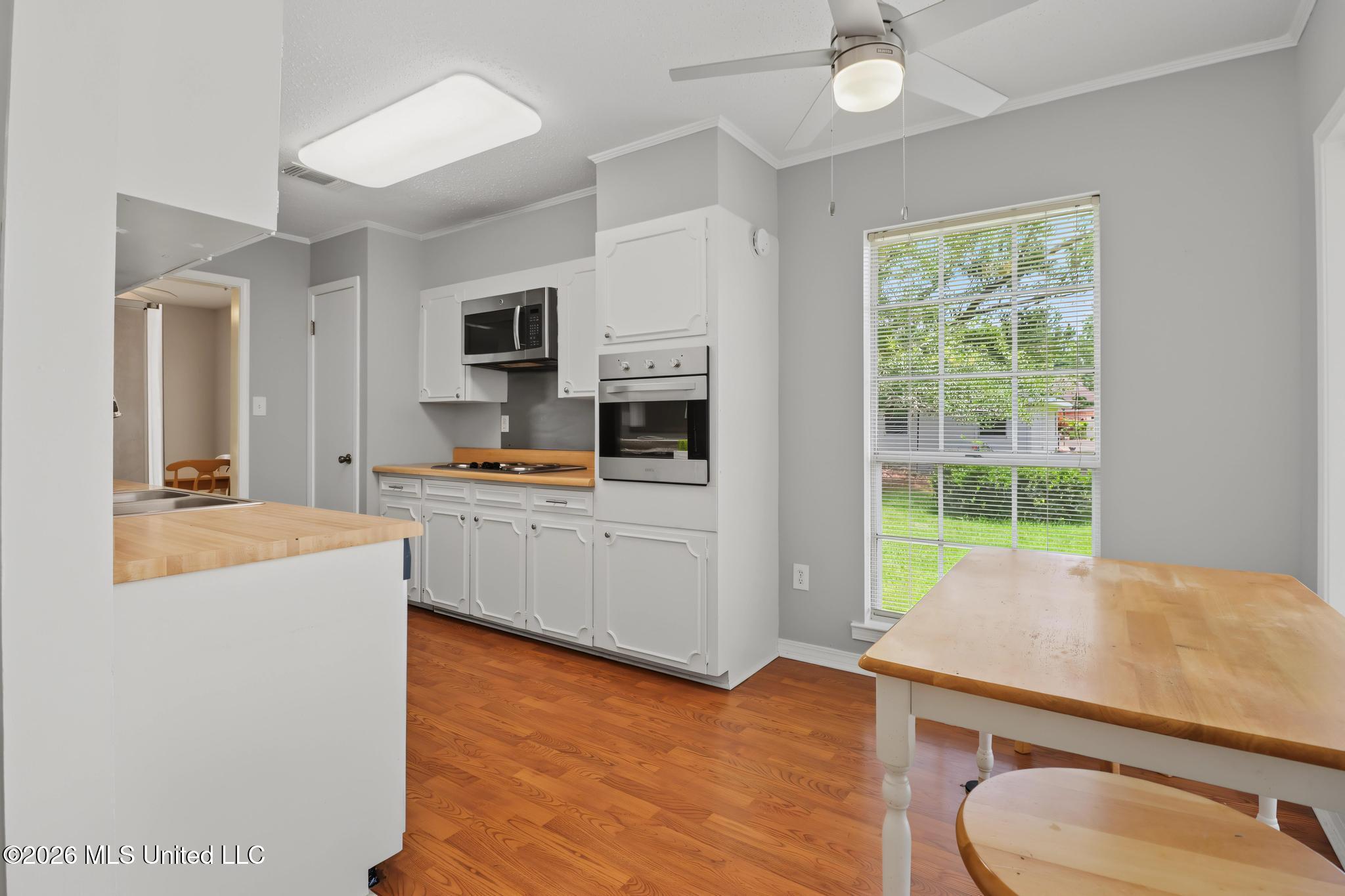 13024 County Farm Road Property Photo 6