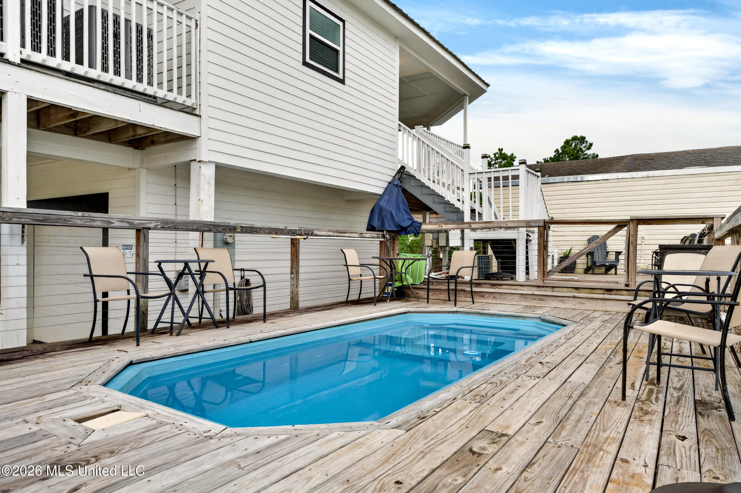 4044 Mindanao Street Property Photo 16