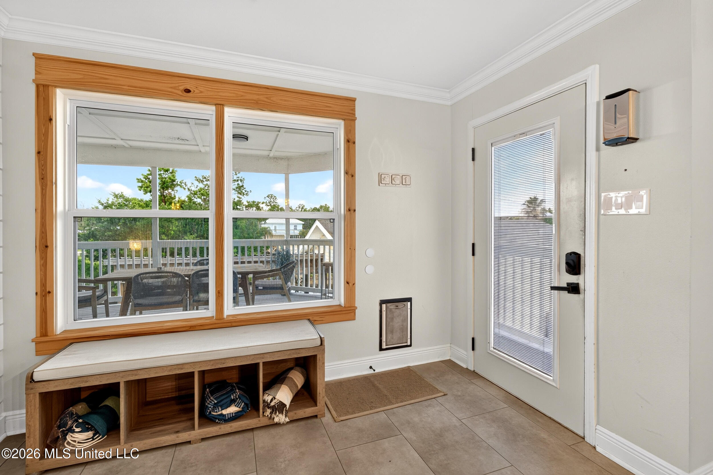 4044 Mindanao Street Property Photo 19