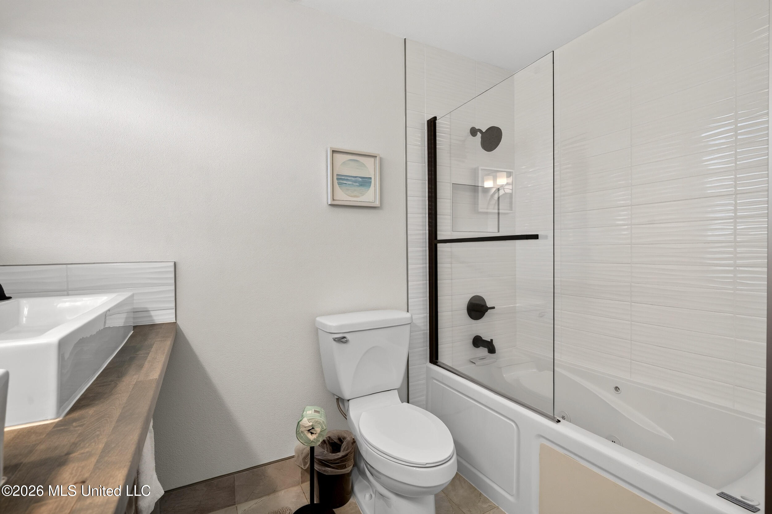 4044 Mindanao Street Property Photo 41