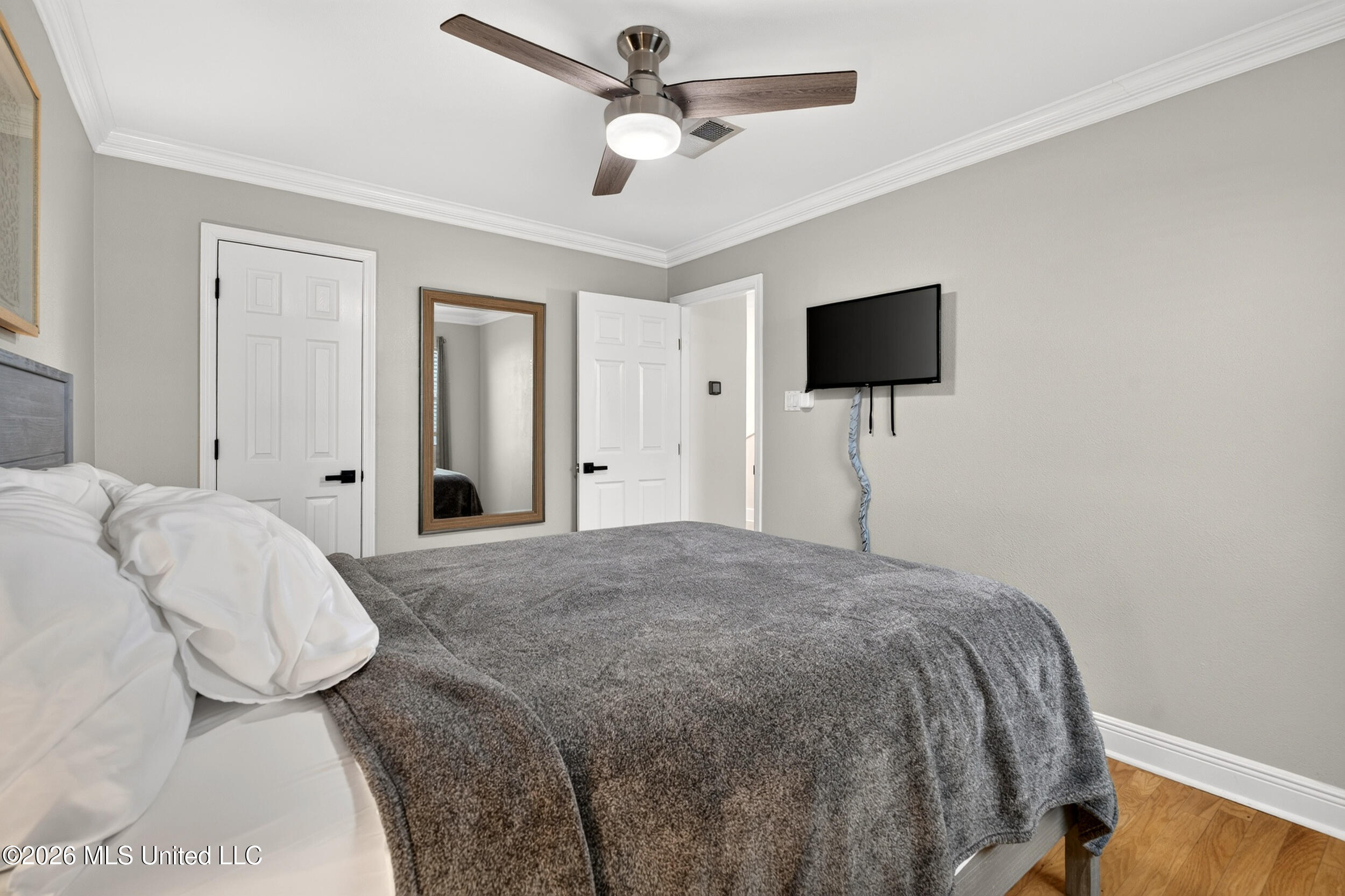 4044 Mindanao Street Property Photo 45