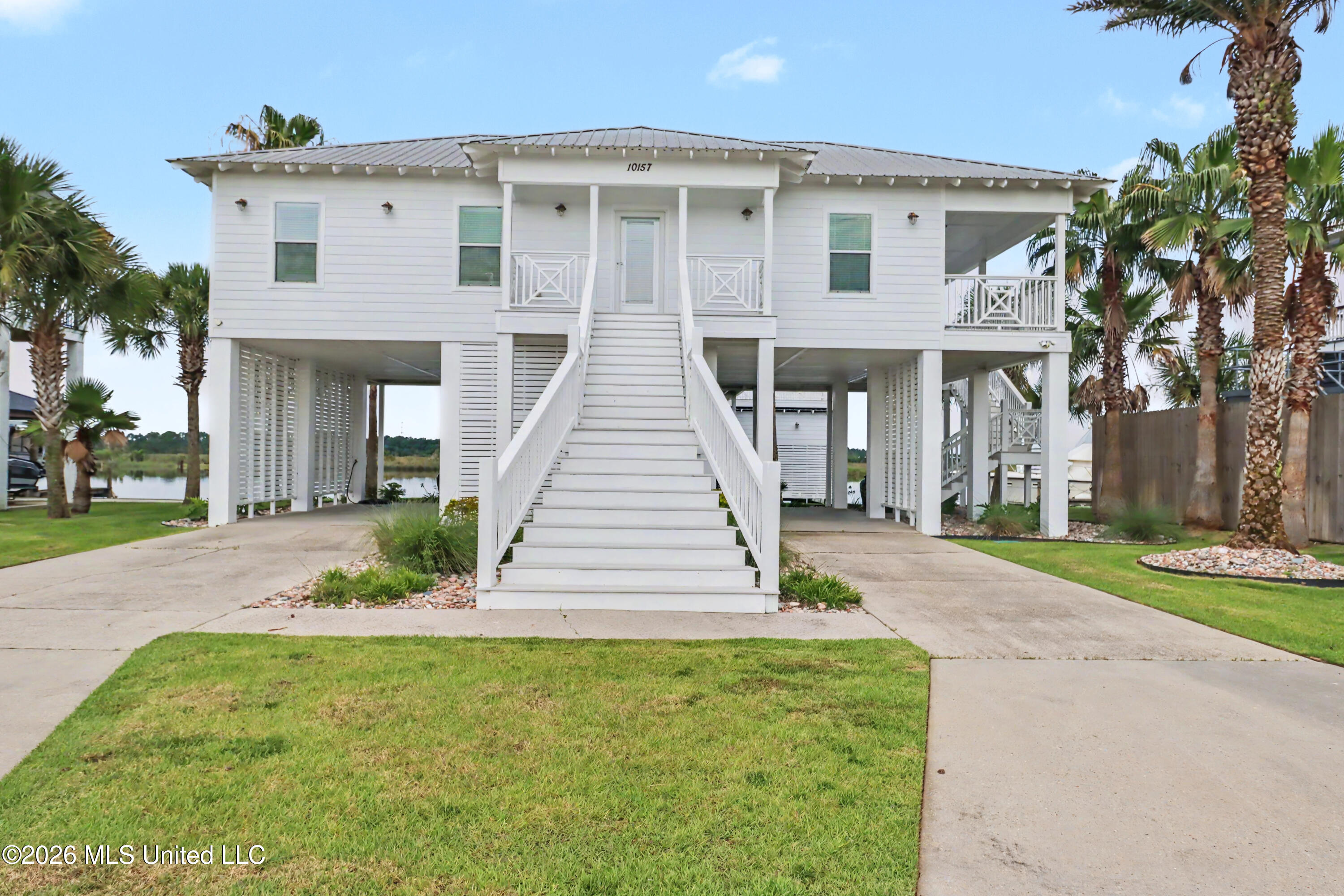 10157 S River Drive Property Photo 1