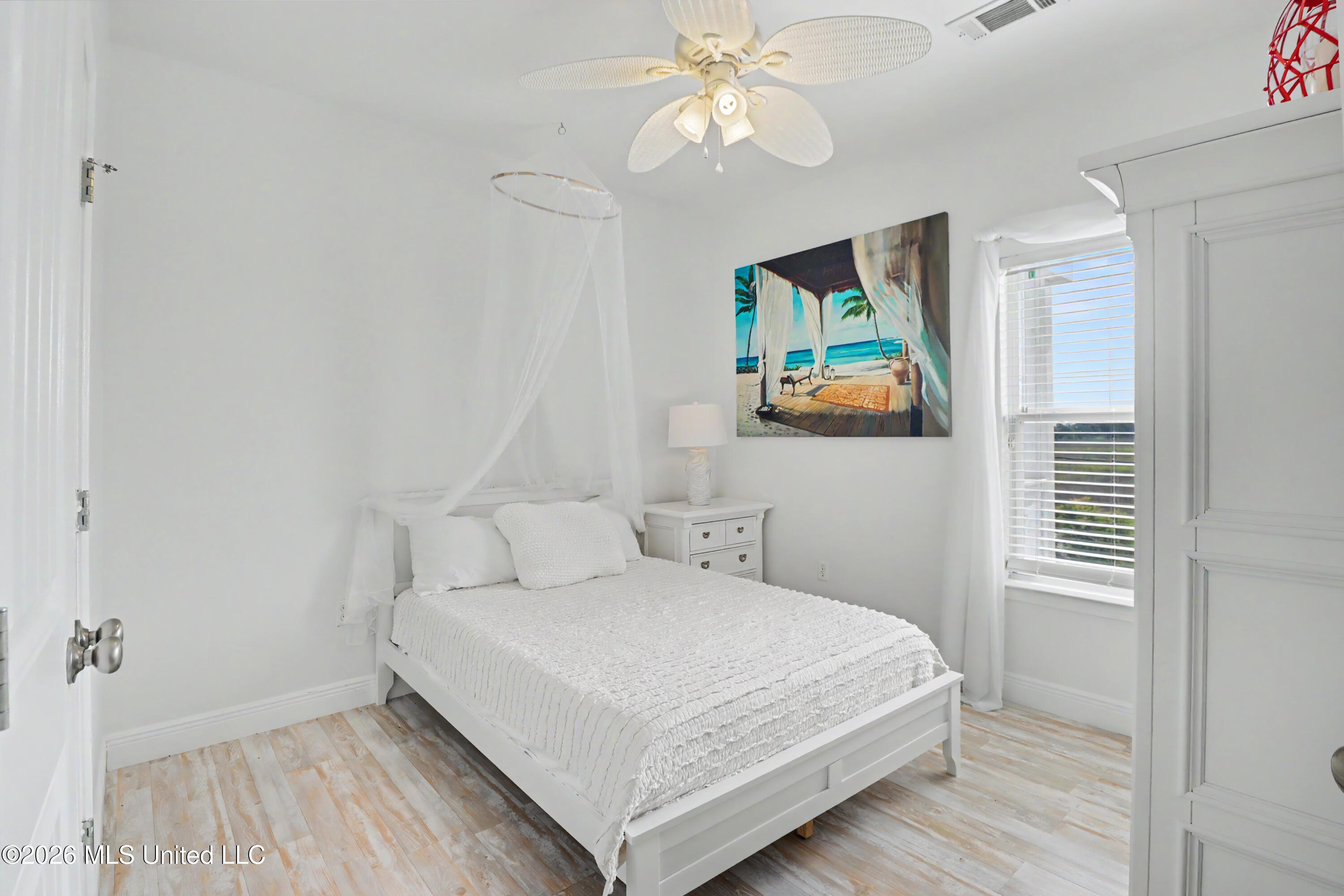 10157 S River Drive Property Photo 17
