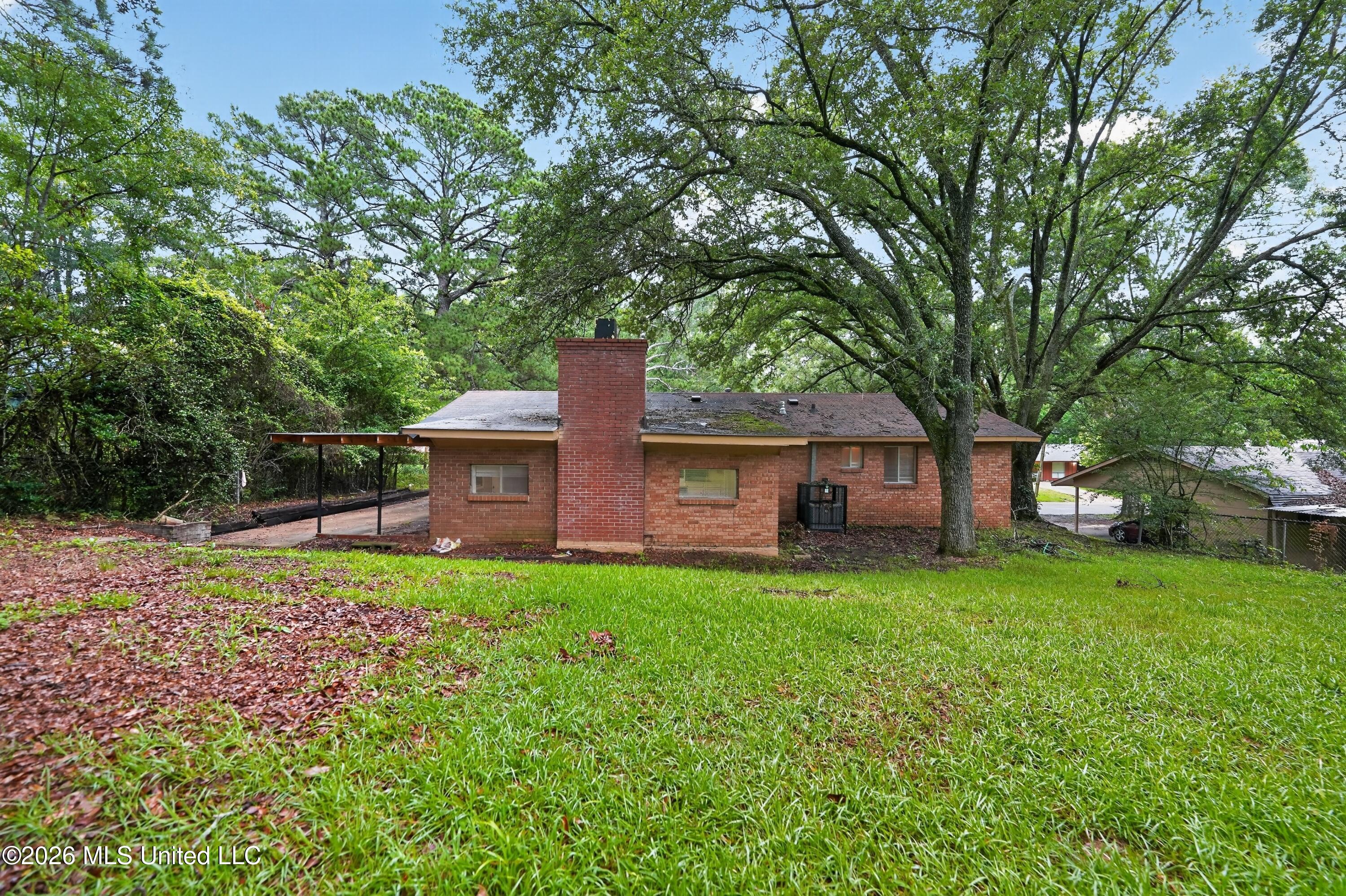 1755 Woody Drive Property Photo 25