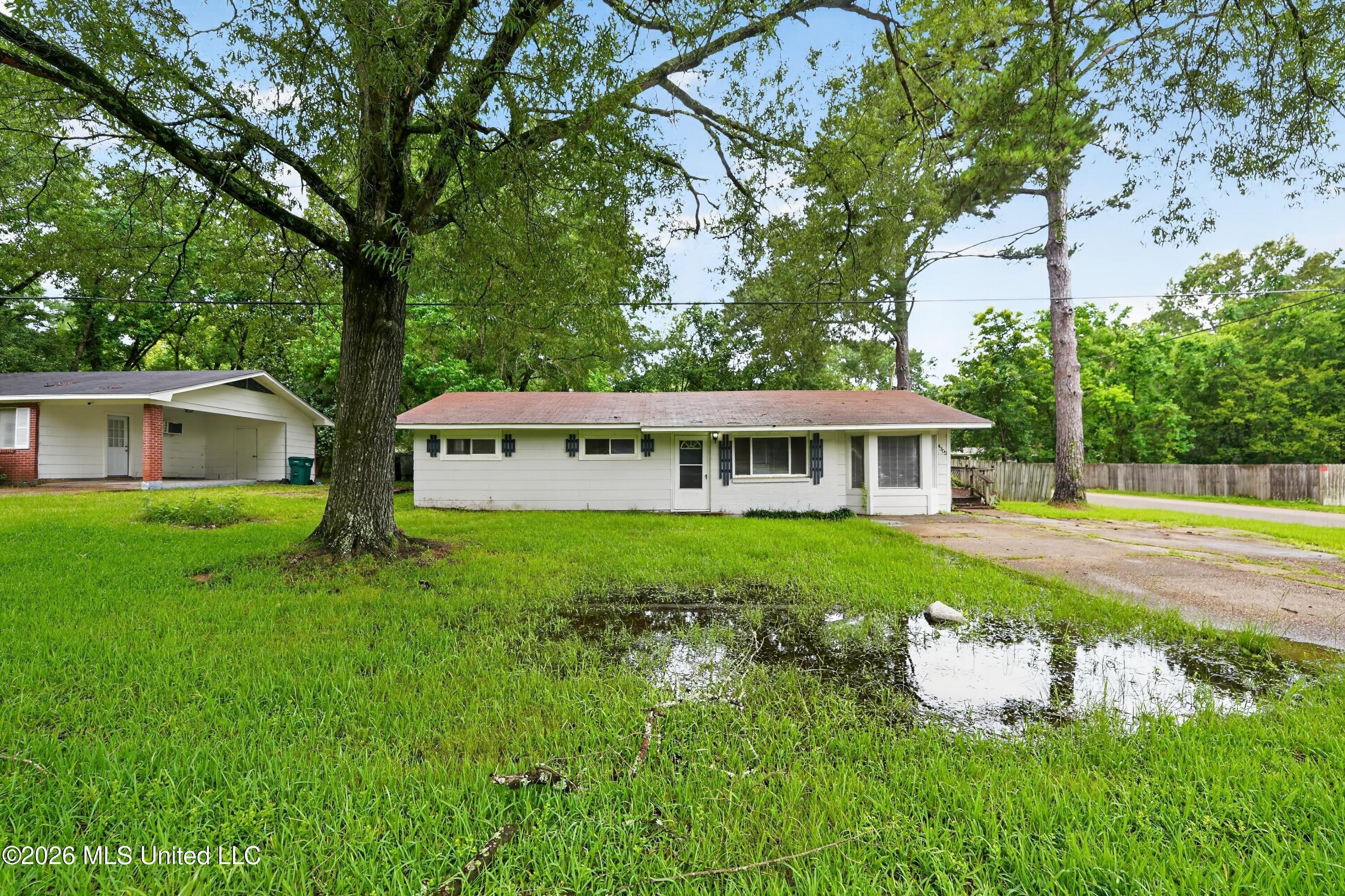 4305 Old Brandon Road Property Photo 1