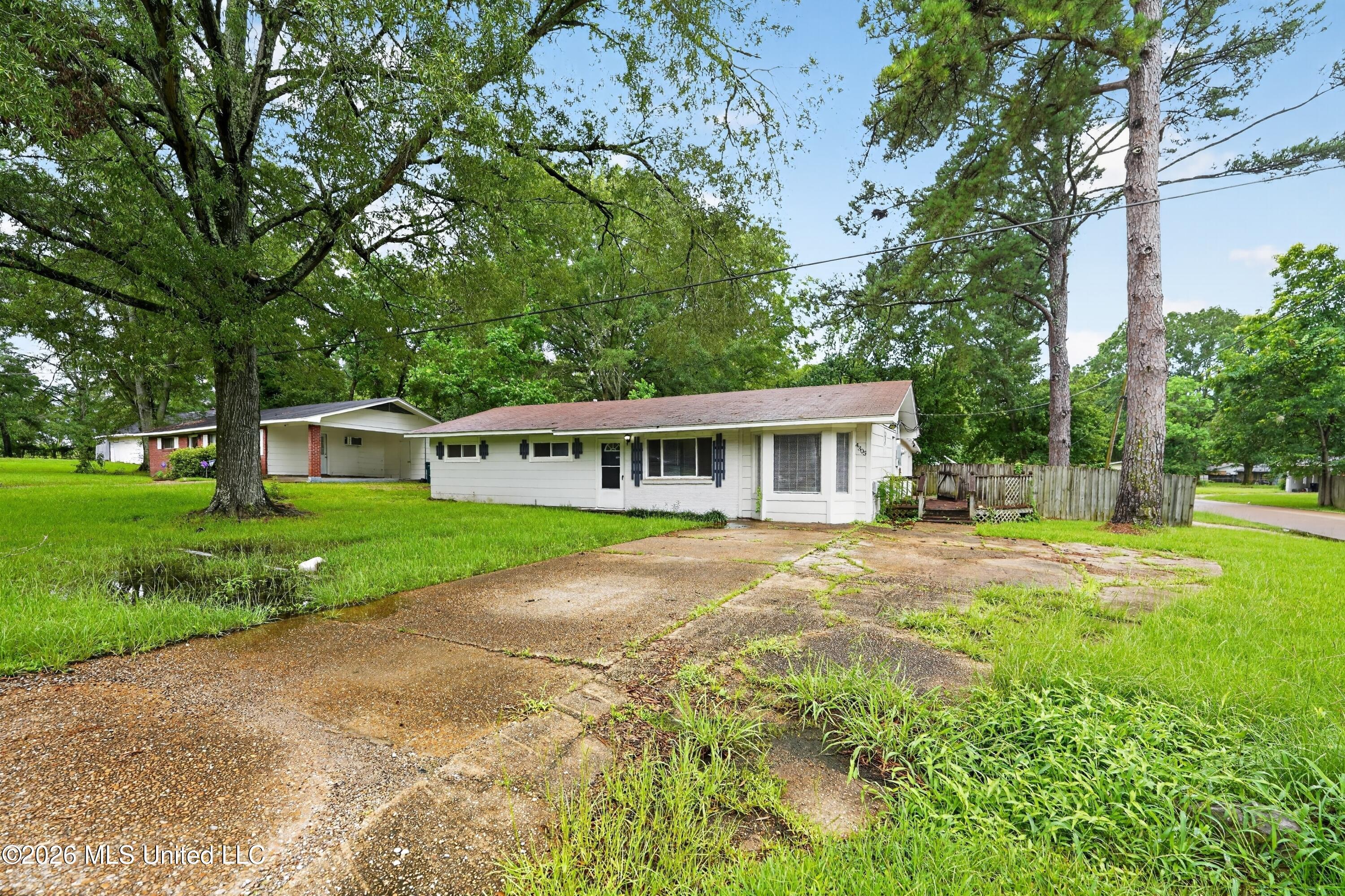 4305 Old Brandon Road Property Photo 3