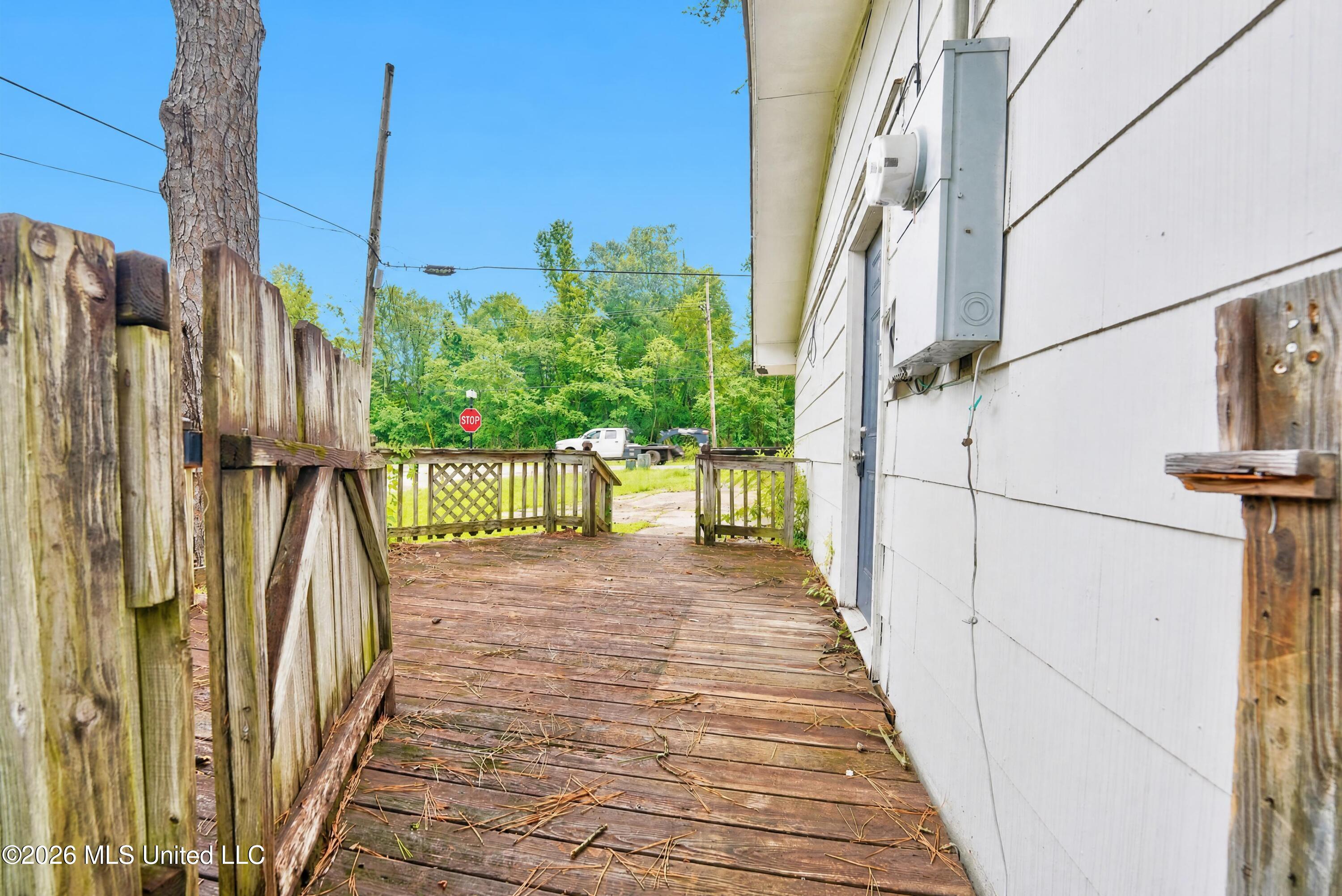 4305 Old Brandon Road Property Photo 34