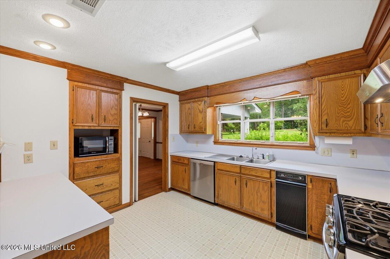 2141 Mcfarland Road Property Photo 13