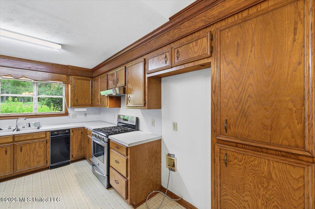 2141 Mcfarland Road Property Photo 14
