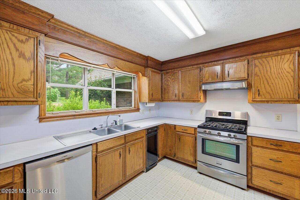 2141 Mcfarland Road Property Photo 15