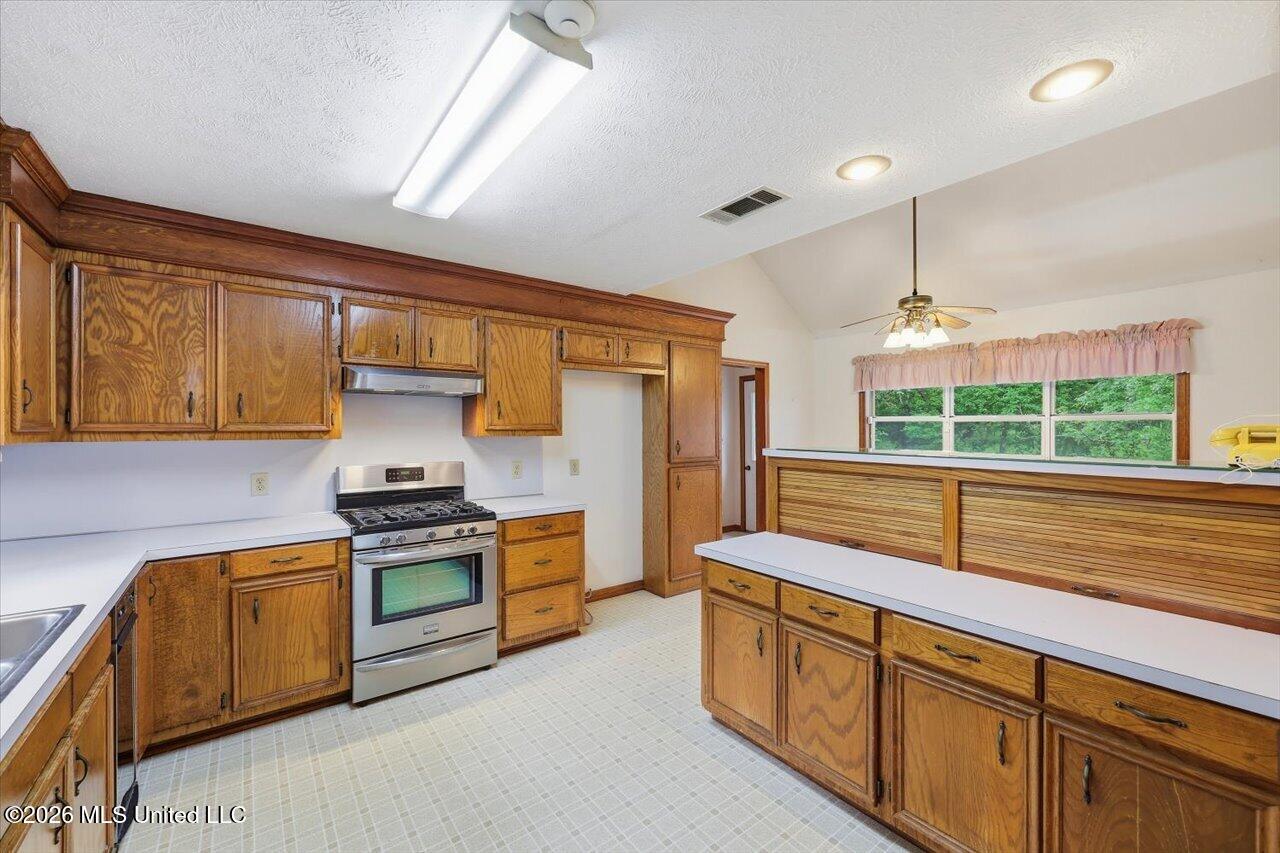 2141 Mcfarland Road Property Photo 16