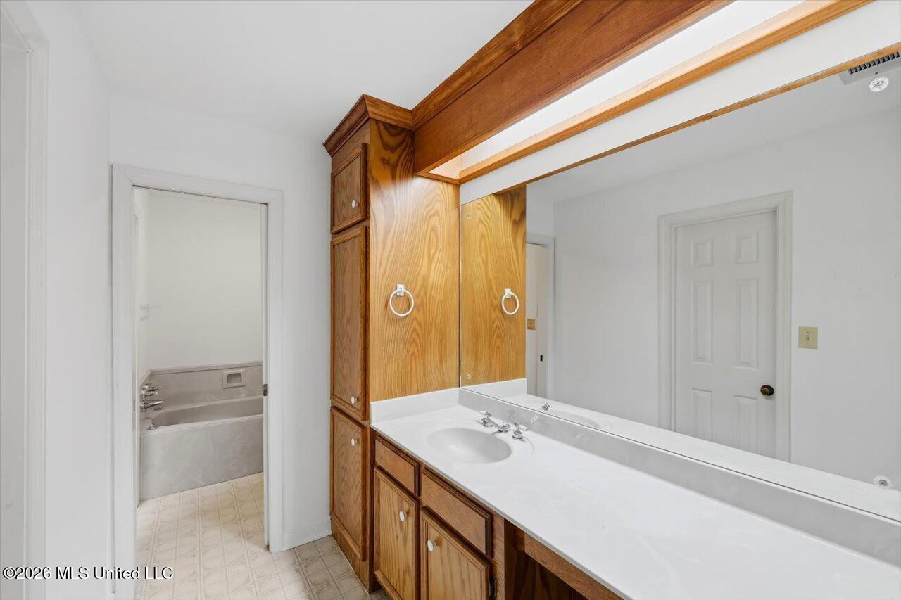 2141 Mcfarland Road Property Photo 29