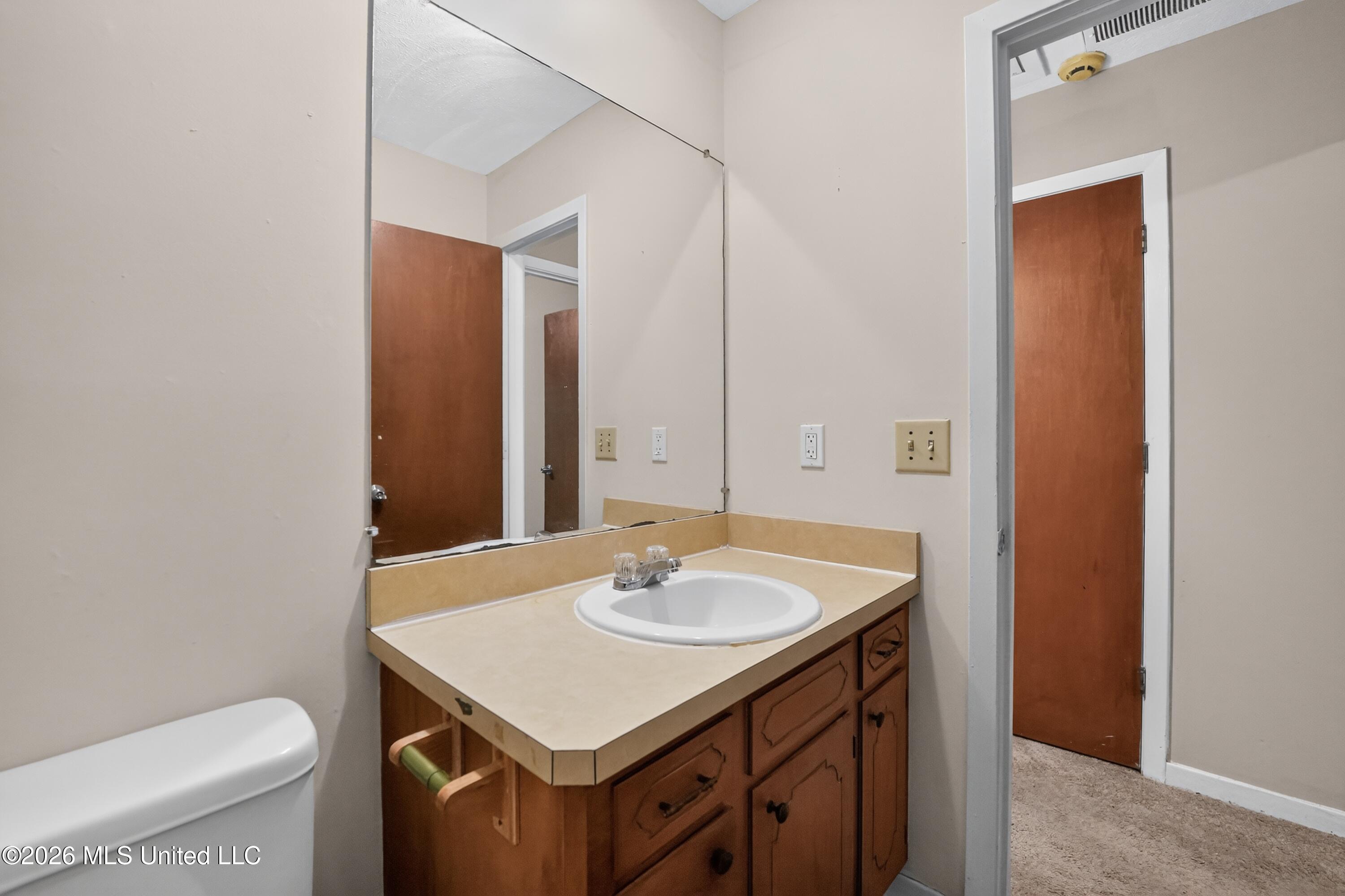 4525 Whitehaven Drive Property Photo 19