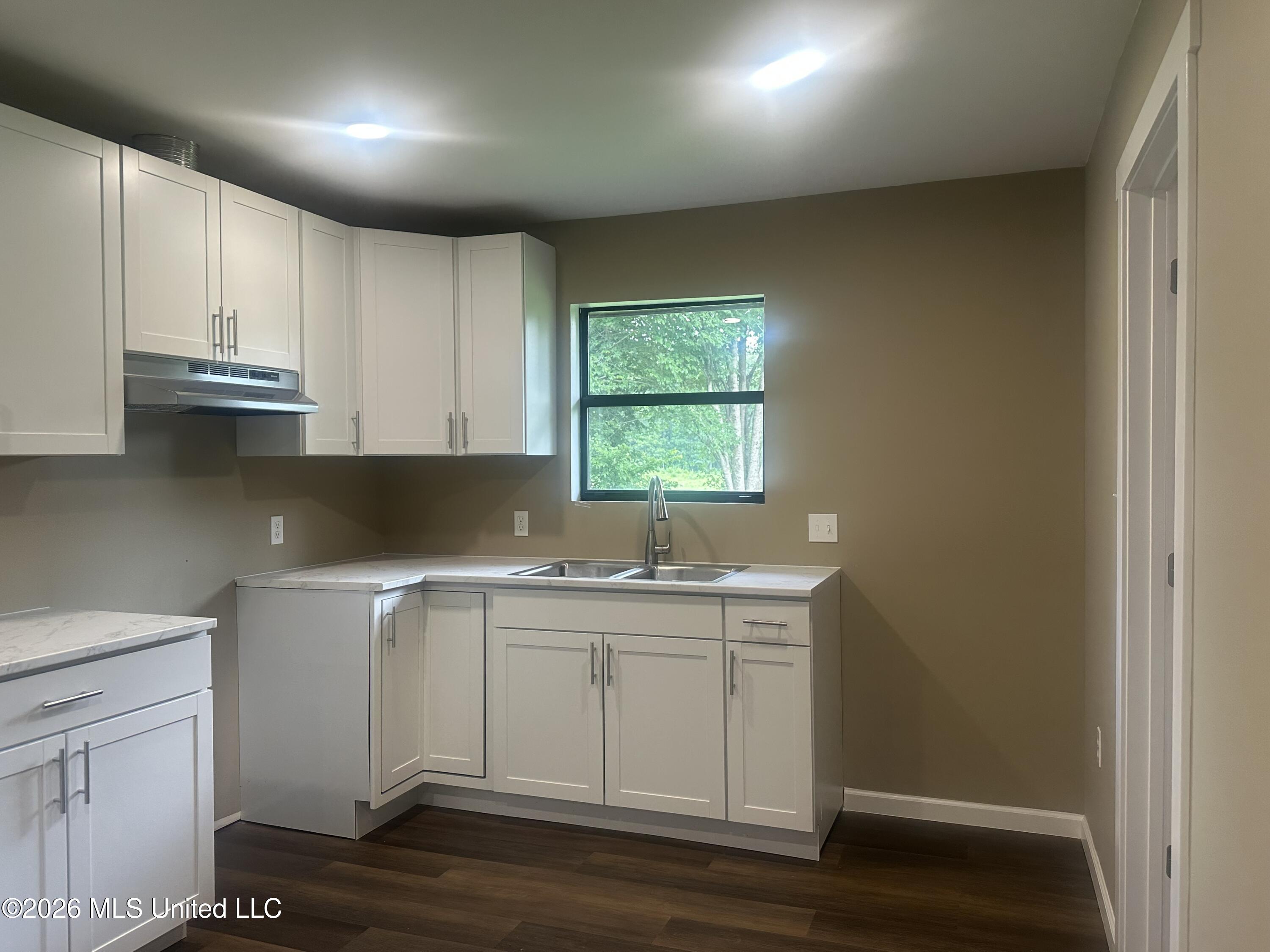 2117 Percy Davis Road Property Photo 6