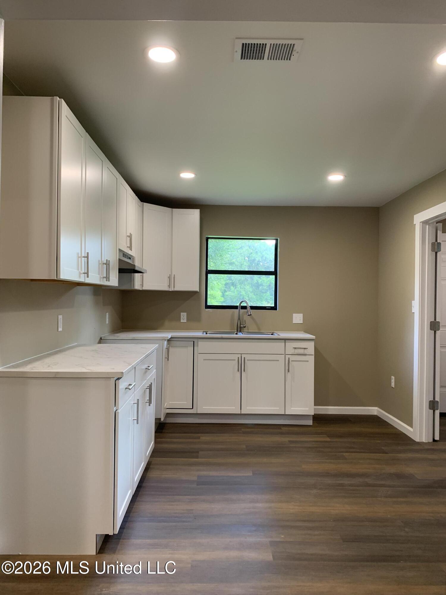 2117 Percy Davis Road Property Photo 10