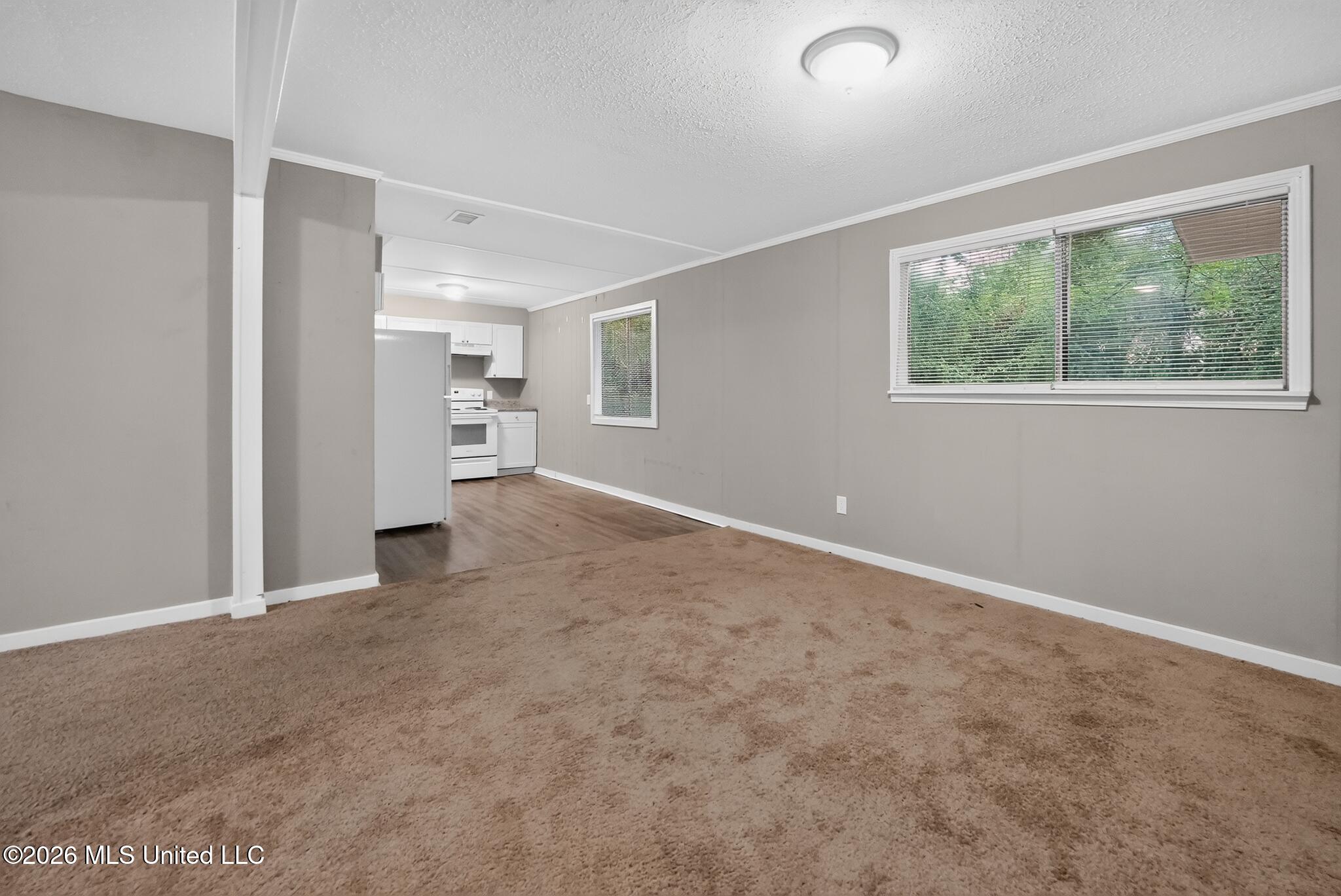 1089 Branch Street Property Photo 2
