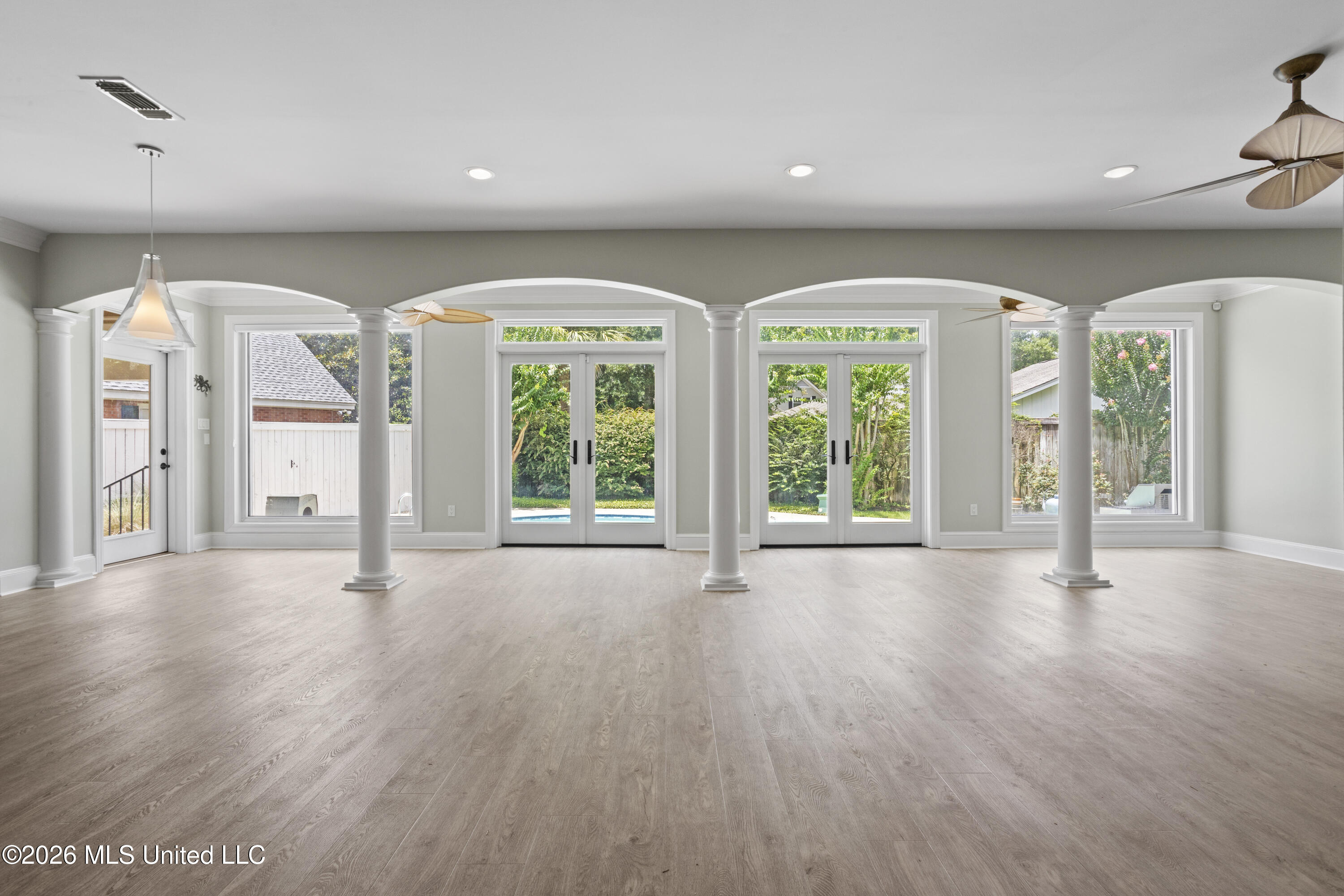 18 Cedarwood Lane Property Photo 14