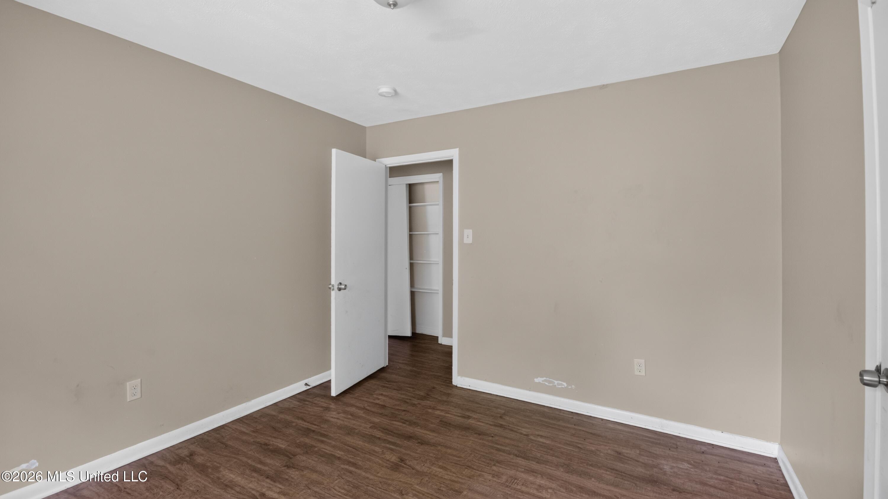 1128 Autumn Street Property Photo 16