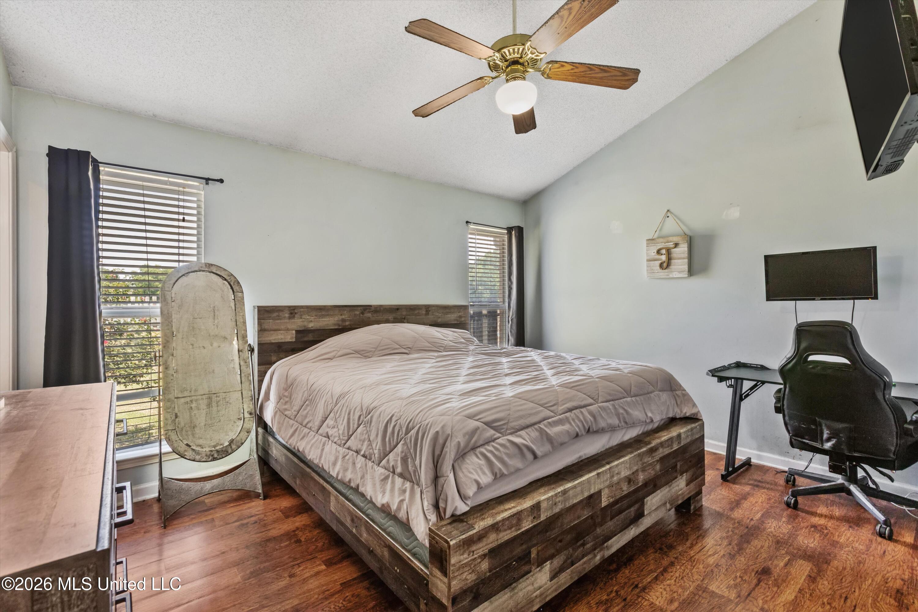 6108 Magnolia Lakes Drive Property Photo 13