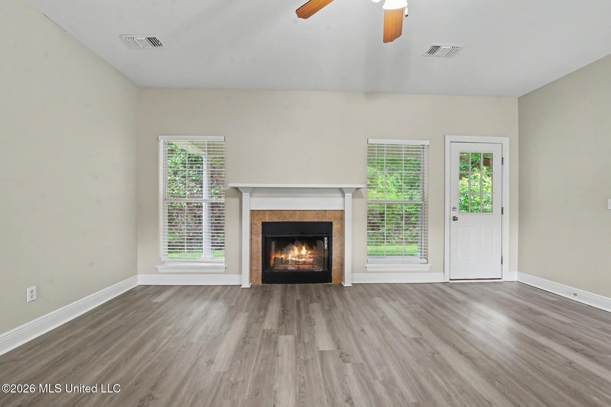 16 Sugarloaf Lane Property Photo 9