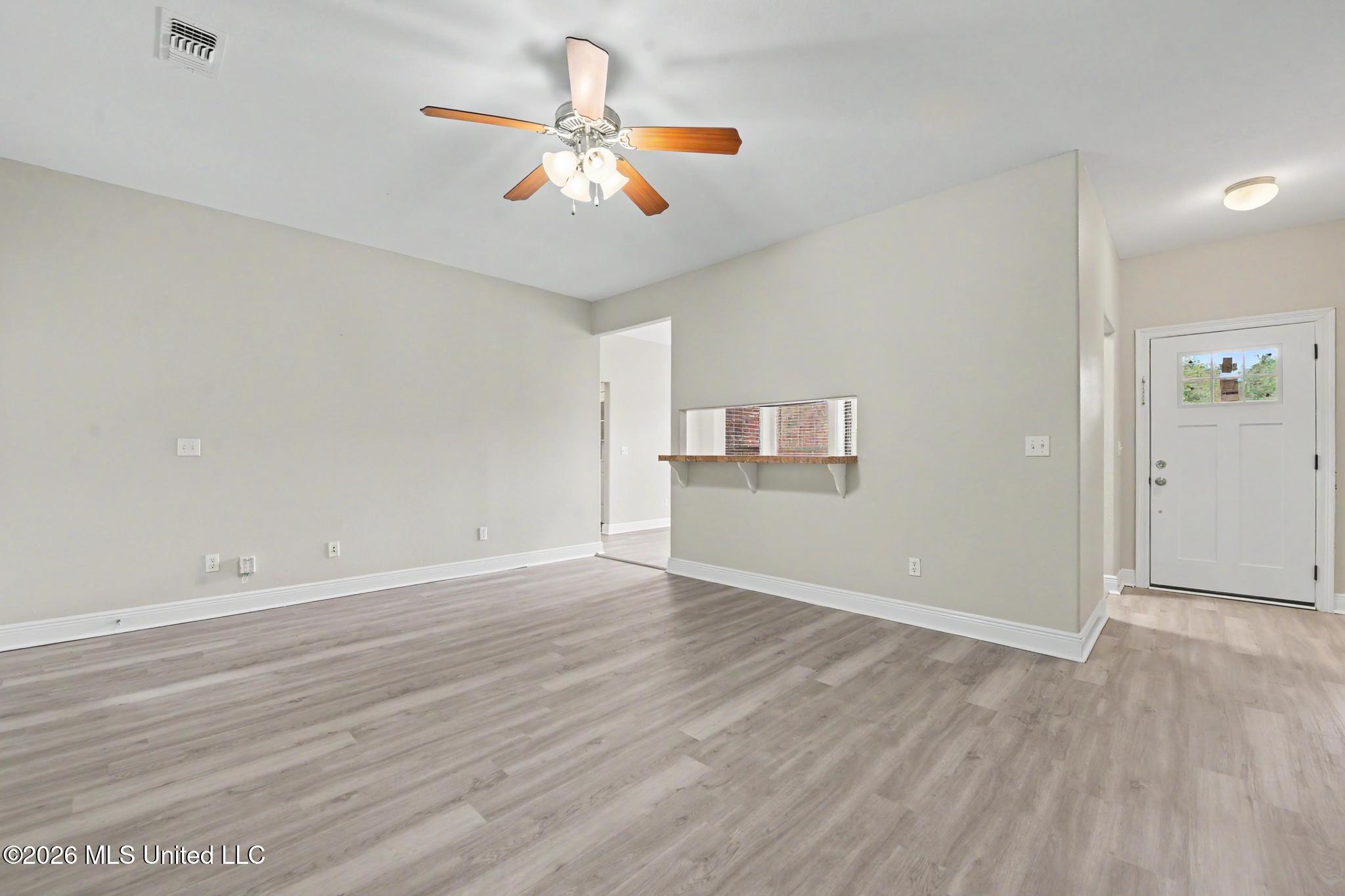 16 Sugarloaf Lane Property Photo 10