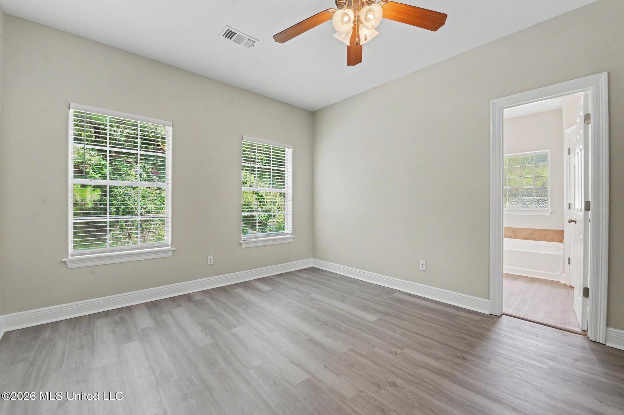 16 Sugarloaf Lane Property Photo 13