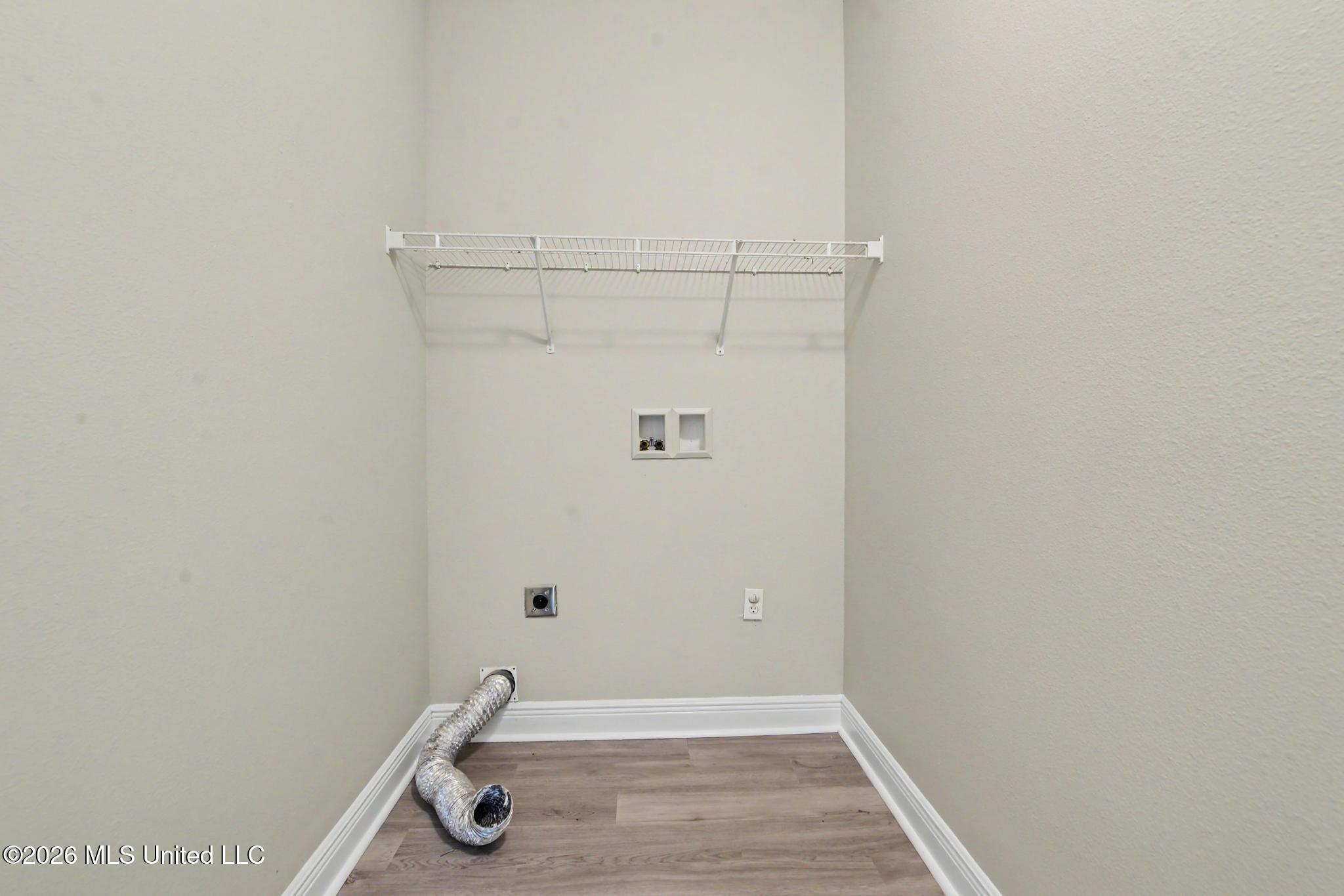 16 Sugarloaf Lane Property Photo 20