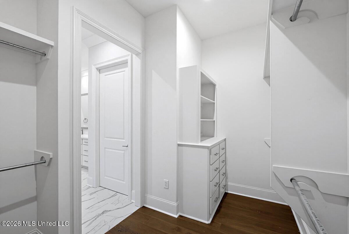 256 Caroline Boulevard Property Photo 17