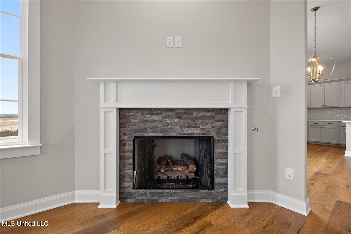 490 Bolivar Drive Property Photo 8