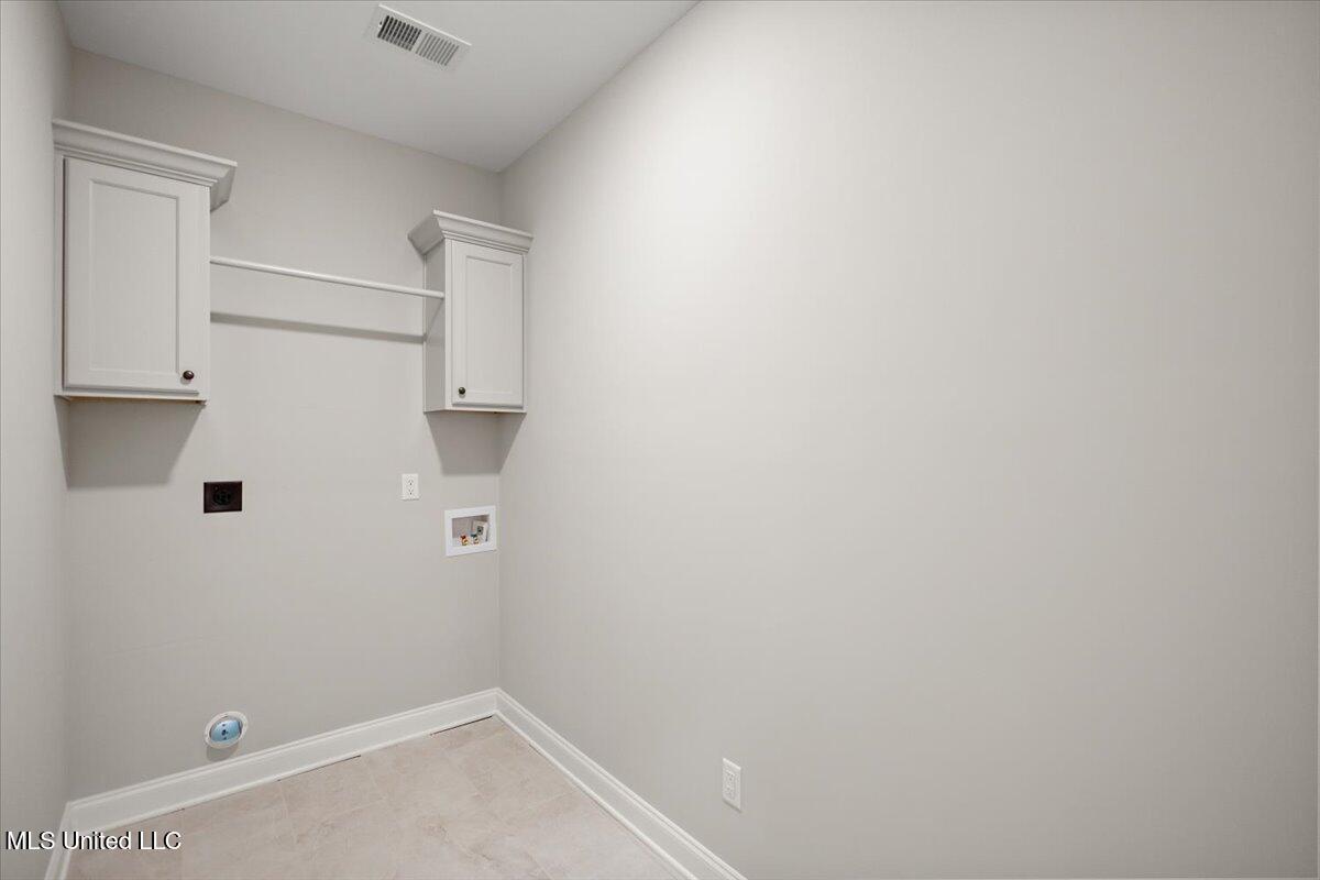 490 Bolivar Drive Property Photo 22